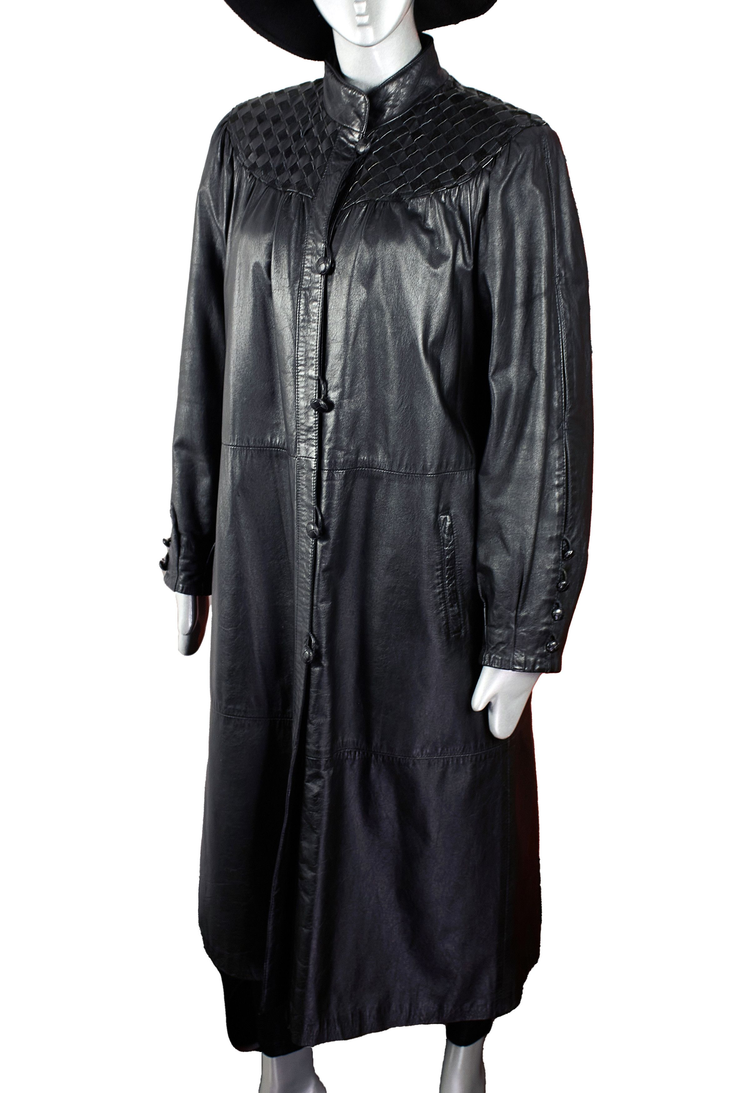 Vintage Rare vintage 90s women's black leather coat cloak Size M / US 6-8 / IT 42-44 - 10 Thumbnail