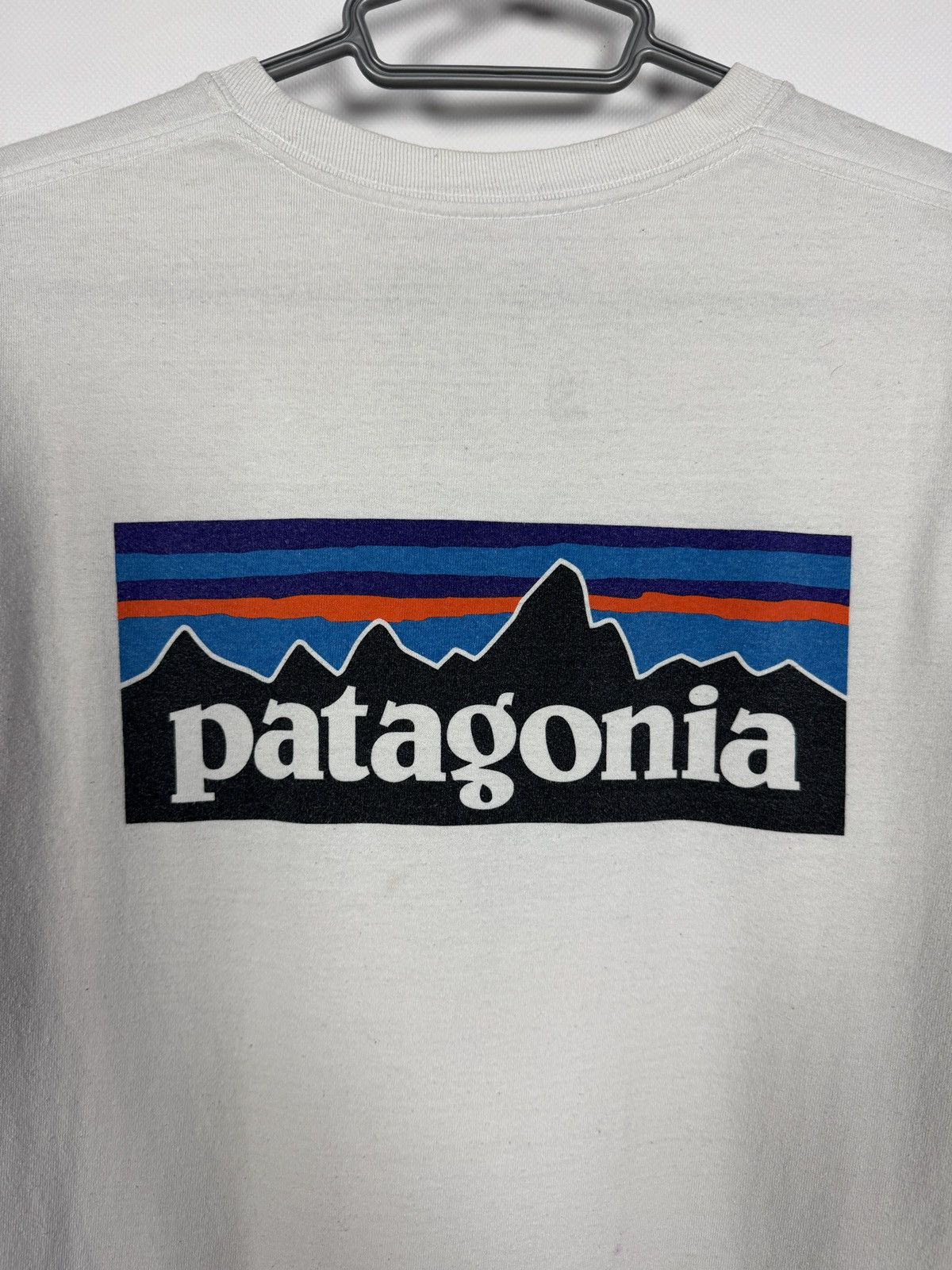 Patagonia Patagonia Long Sleeve T-Shirt Big Logo Outdoor Trekking Sz S Size US S / EU 44-46 / 1 - 16 Thumbnail