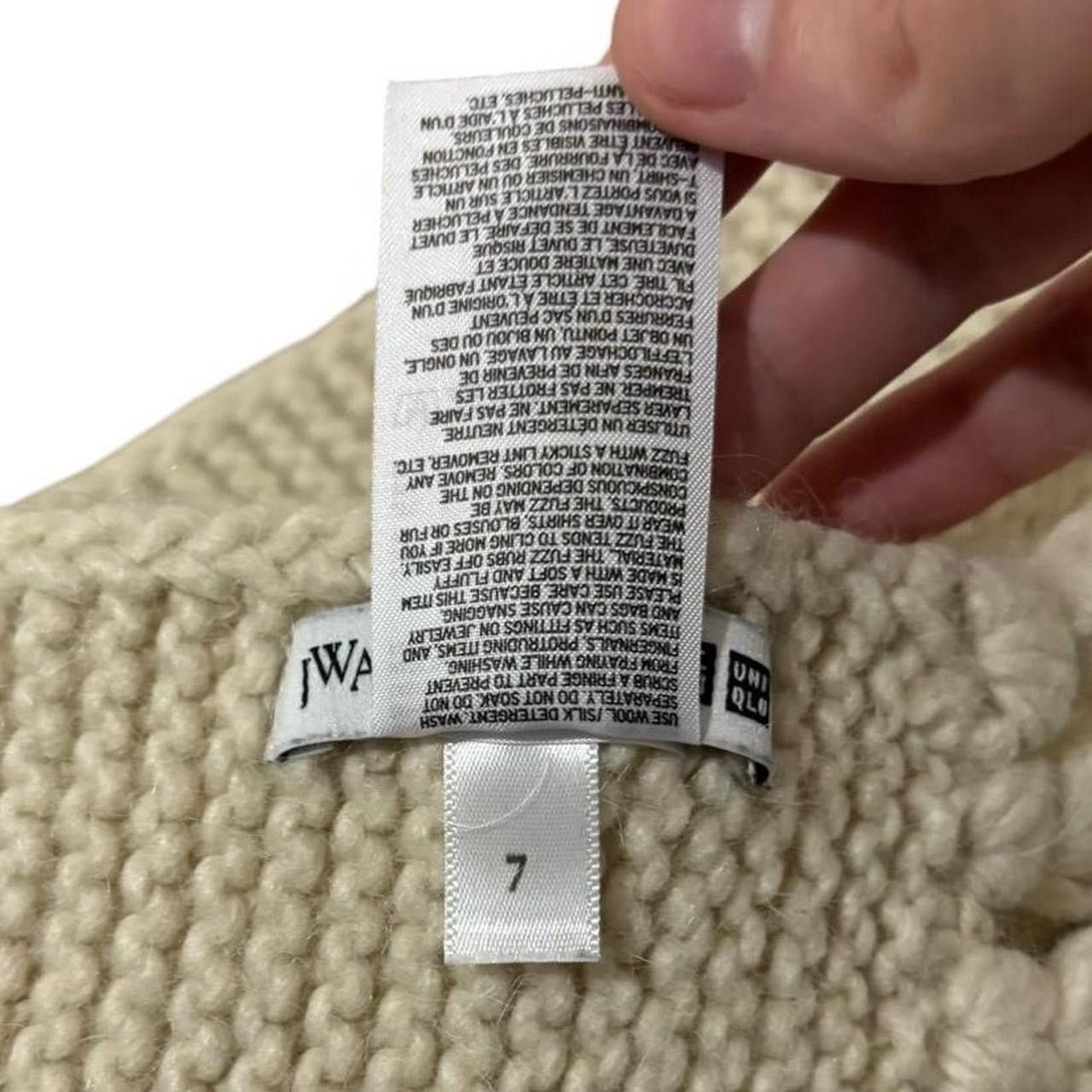 Designer × JW Anderson × Uniqlo JW Anderson Uniqlo Beige Scarf Size ONE SIZE - 3 Thumbnail