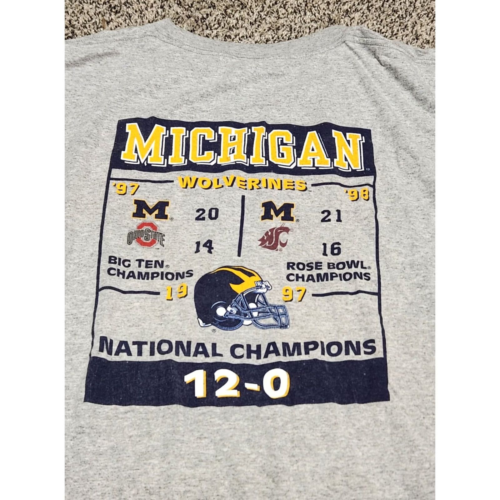 Vintage VINTAGE Michigan Rose Bowl National Champions shirt XL Wolverines Football Unisex Adults T-Shirt White 1990s College Sports University 90s Size US XL / EU 56 / 4 - 2 Thumbnail