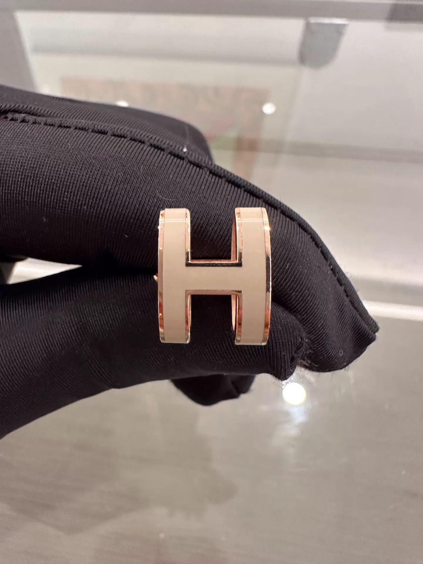 Hermes Hermes Pop H Tan Enamel Lg H 40cm 99N Rose Gold Necklace Size ONE SIZE - 3 Thumbnail