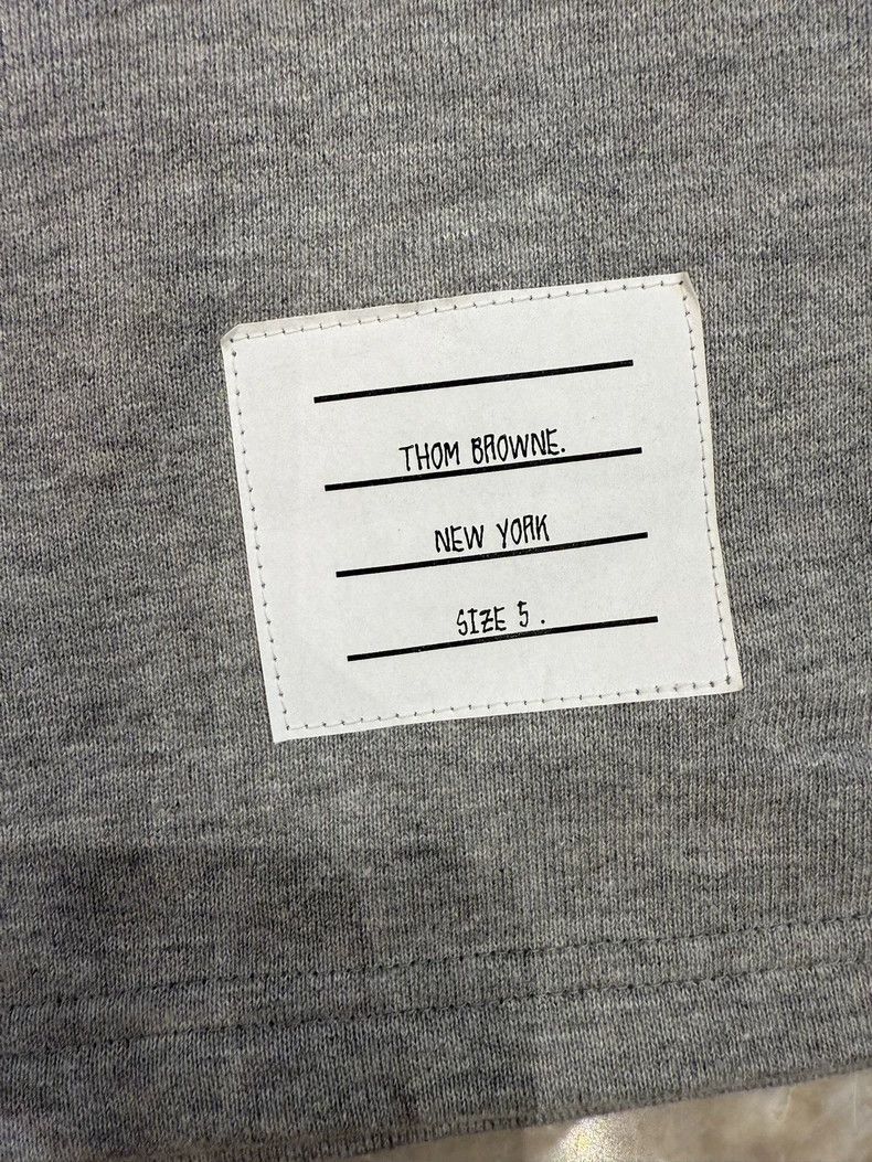 Thom Browne Thom Browne size5 Grey striped shorts Size US 29 - 6 Thumbnail