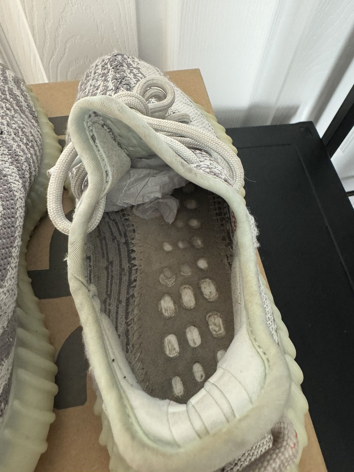 Adidas × Kanye West Yeezy 350 Blue Tint Size US 5 / EU 37 - 8 Thumbnail