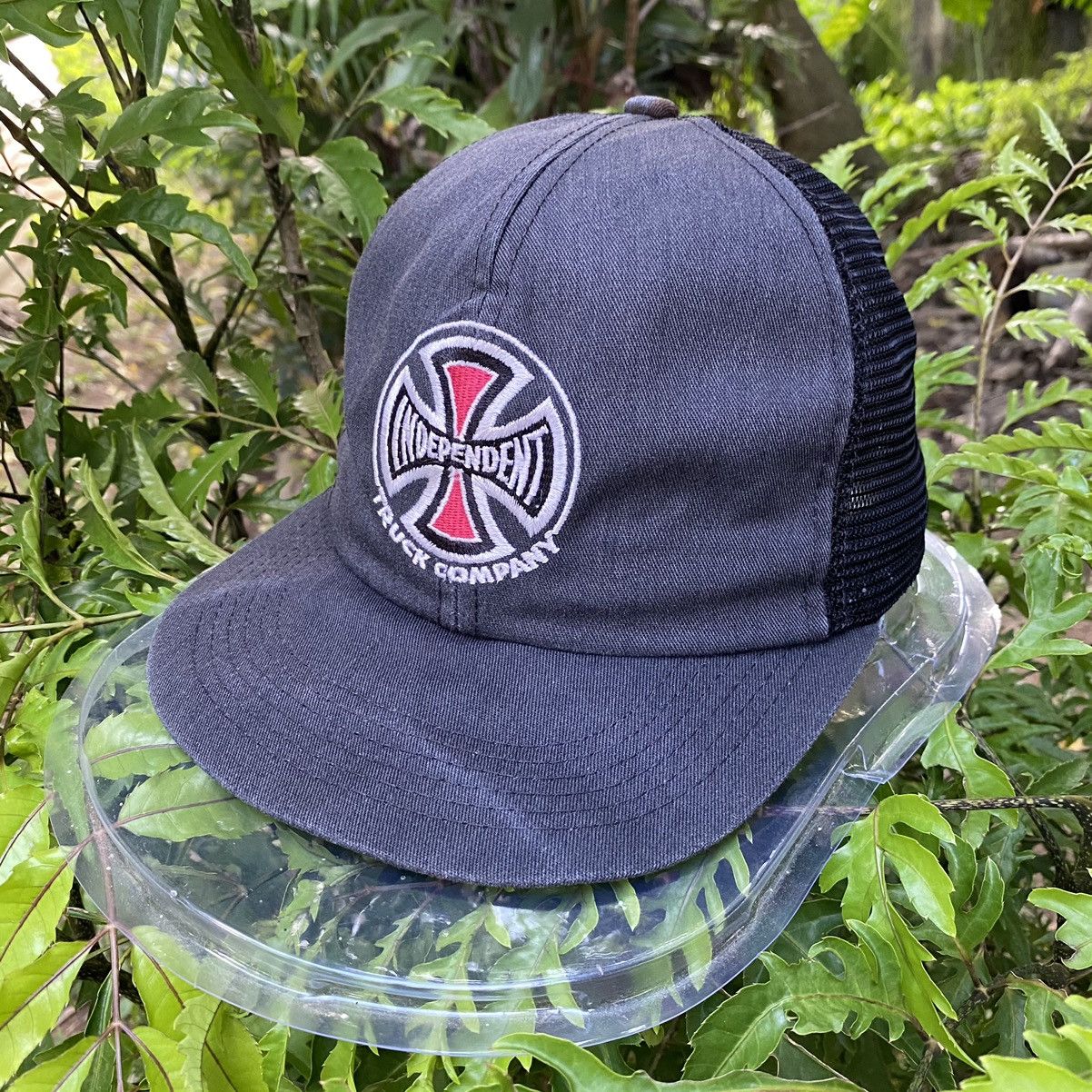 90s ヴィンテージ INDEPENDENT TRUCK CO Vintage 90s Independent Truck Company Cap Skate Distressed