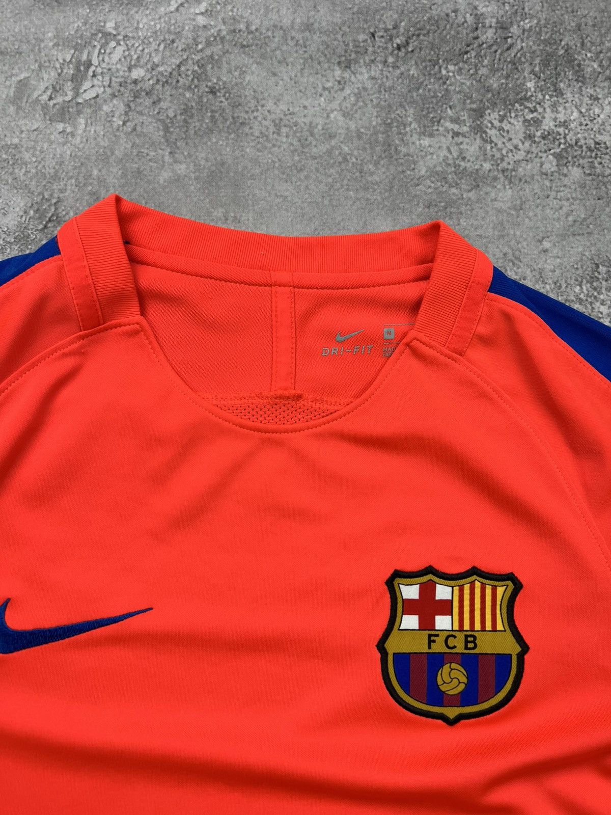 Nike Barcelona Nike Training Soccer Jersey Football Shirt Size US M / EU 48-50 / 2 - 2 Thumbnail