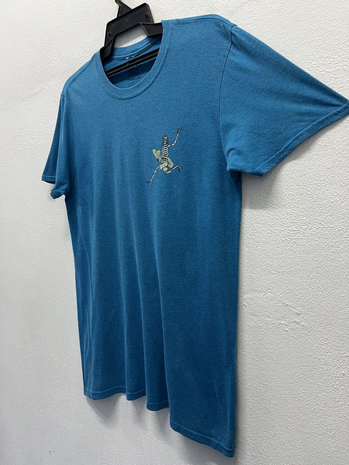 Vintage VINTAGE CALL YOUR MOTHER GOOD VIBES SKELETON SURFER SHIRT Size US M / EU 48-50 / 2 - 5 Thumbnail