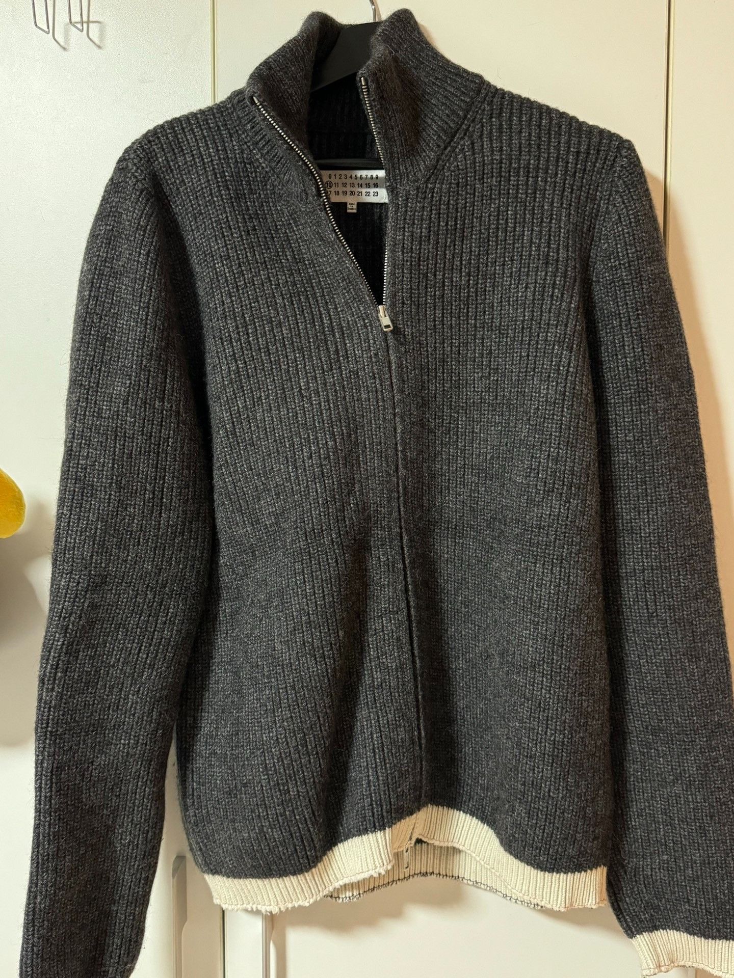 Maison Margiela Maison Margiela Zippered sweater 2501-Nextarrow Size US S / EU 44-46 / 1 - 3 Thumbnail
