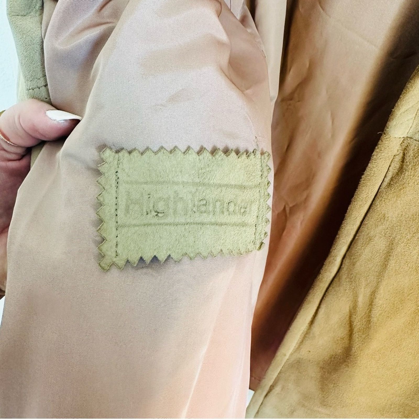 Vintage VINTAGE Beige Tan Camel Suede Leather Trench Coat Tie Jacket Size M / US 6-8 / IT 42-44 - 12 Thumbnail