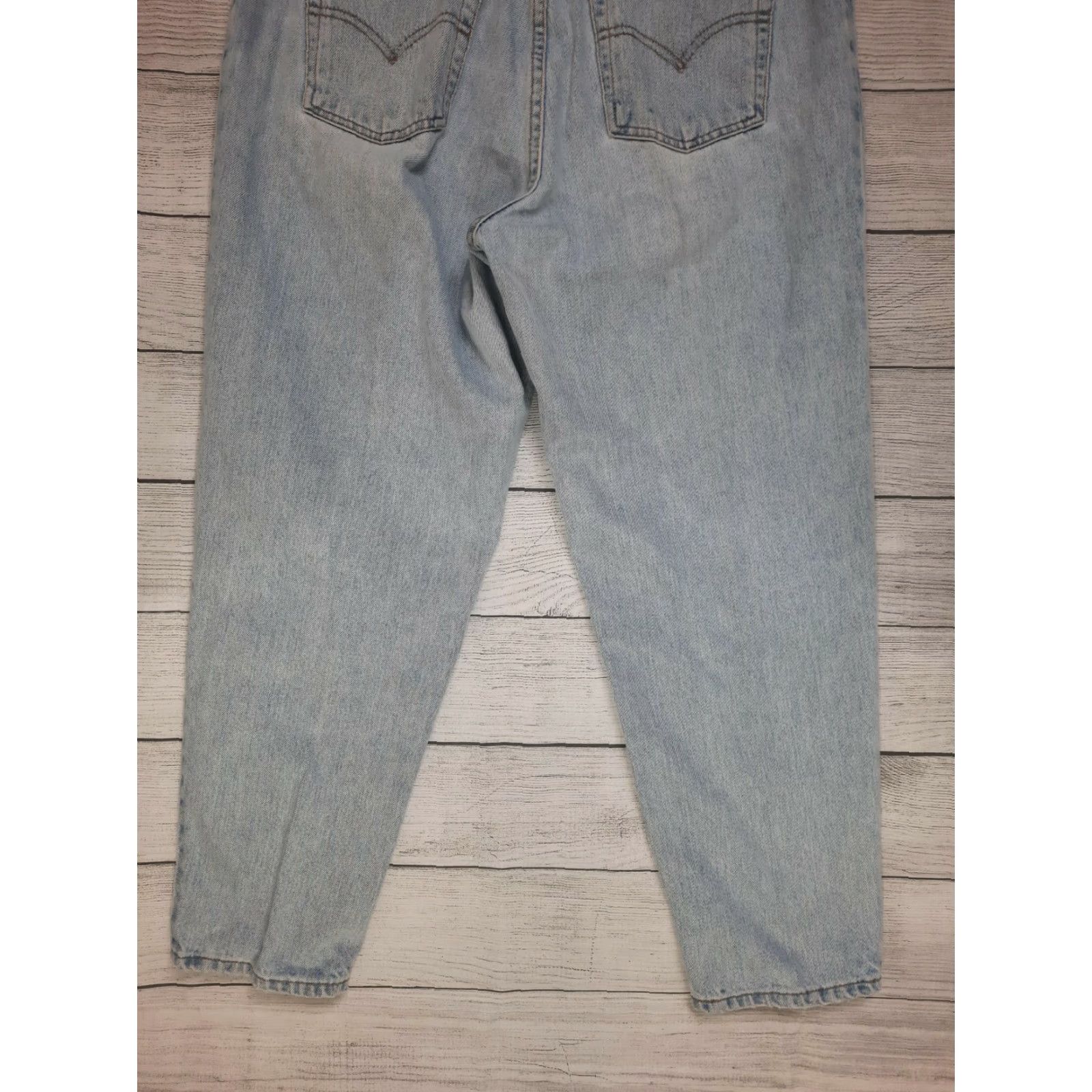 Levi's VINTAGE Levi's 550 Women's Relaxed Tapered High Waist Denim Jeans 16 Reg Blue 90s USA Womens Jeans Mens? Size 38" / US 16 / IT 52 - 4 Thumbnail