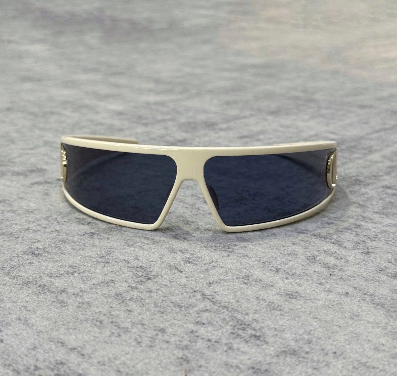 Dior DIOR VERYDIOR M1U 95B0 White Size ONE SIZE - 6 Thumbnail
