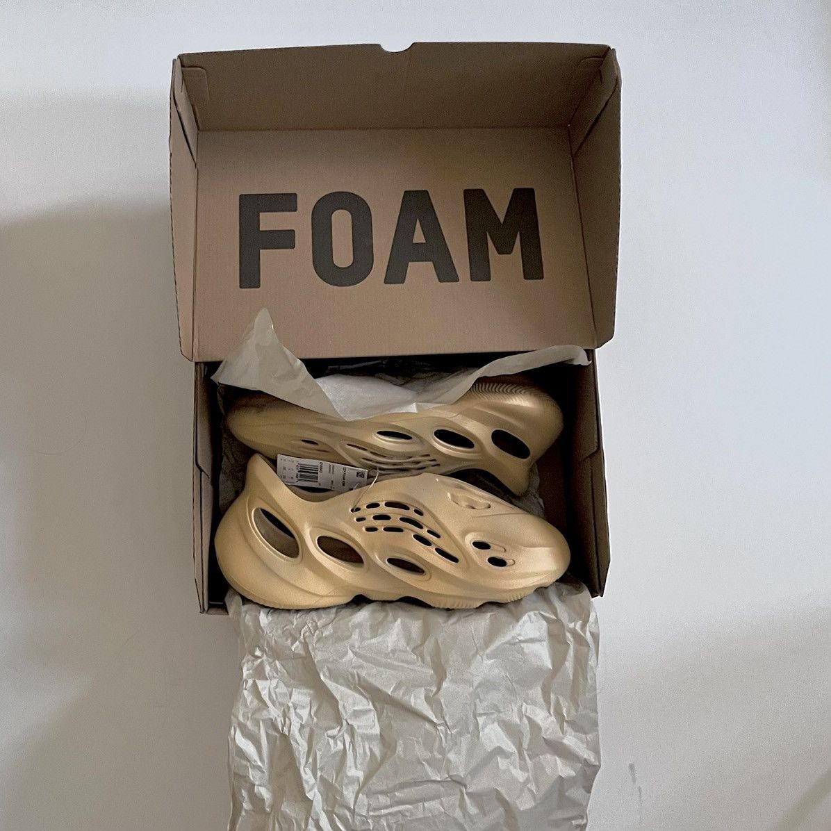 Yeezy YEEZY FOAM RNRS - Desert sand Size US 11 / EU 44 - 4 Thumbnail