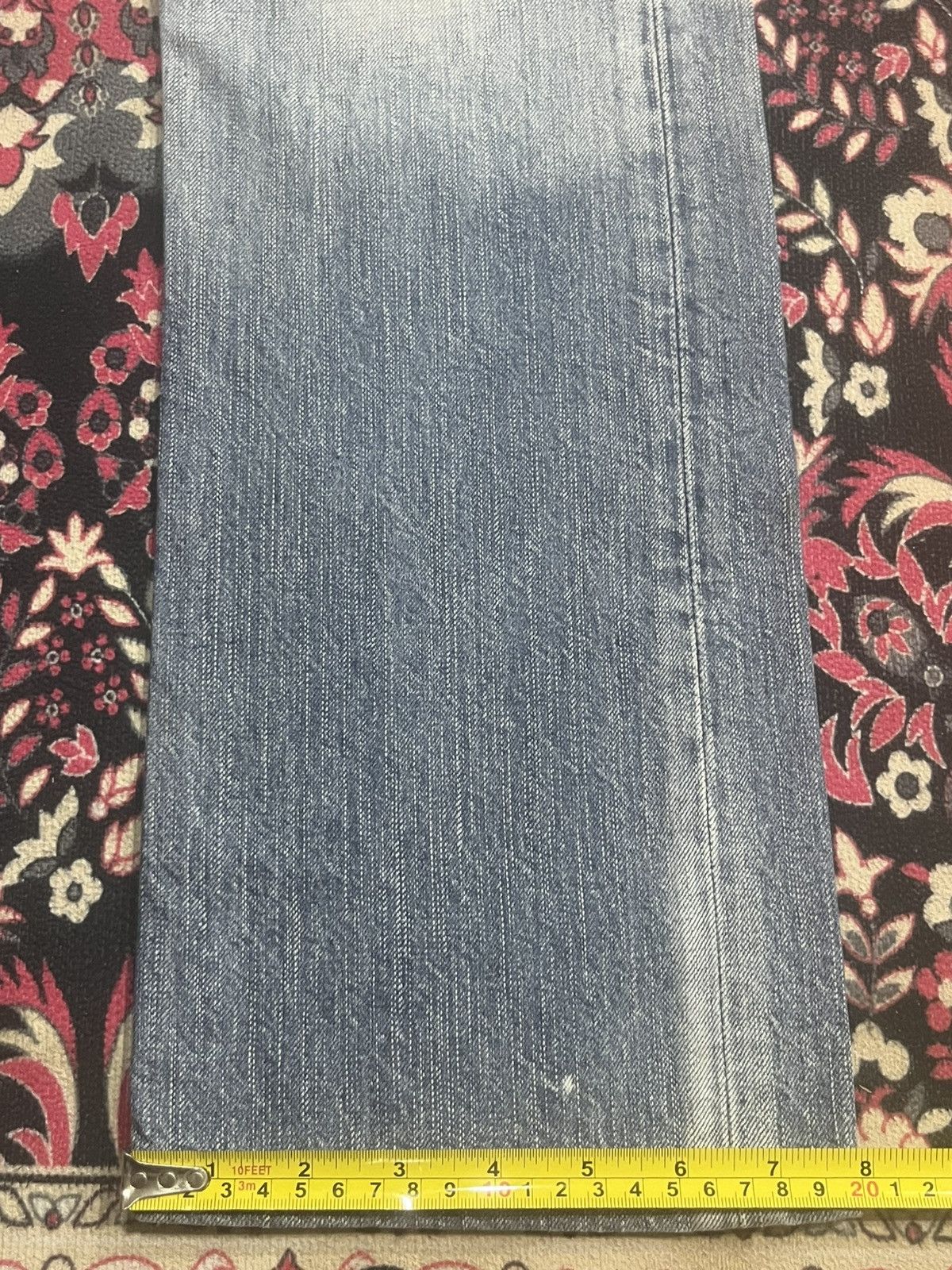 Edwin Vintage Edwin Distress Light Wash Skull Graphic Stud Jeans Size 28" / US 6 / IT 42 - 17 Thumbnail