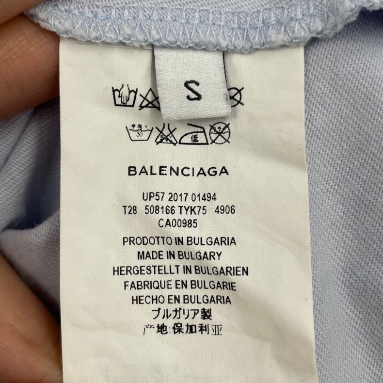 Balenciaga Balenciaga Letter ZipUp Hoodie Size S-2505 Size US S / EU 44-46 / 1 - 6 Thumbnail
