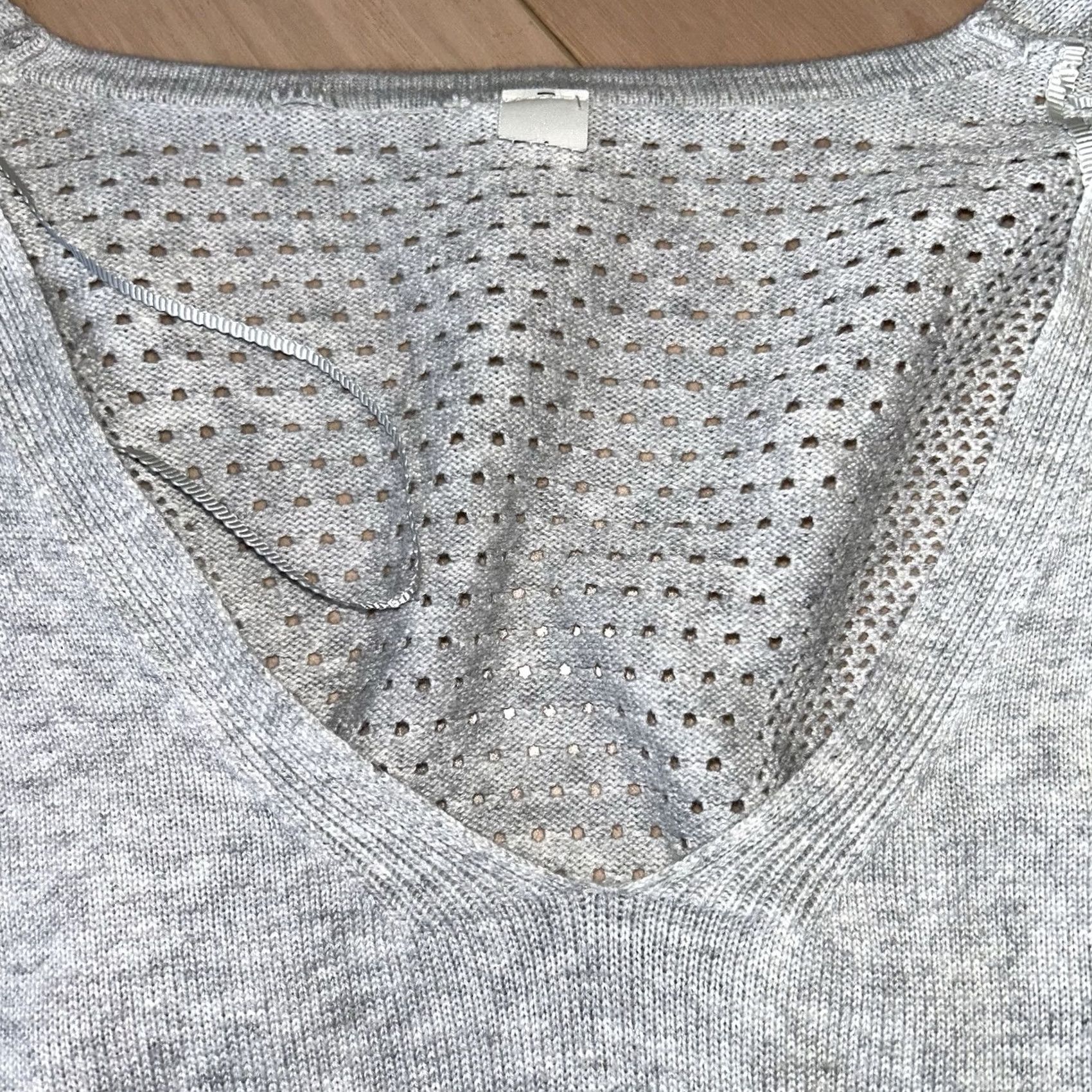 Lululemon Lululemon Sweater Crew Neck Pullover Heathered Nimbus Grey Women’s Small Regular Size S Knit Lightweight All Seasons Casual Travel Business Size S / US 4 / IT 40 - 4 Thumbnail