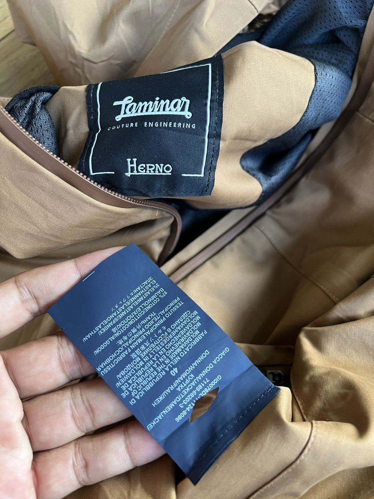 Herno Herno laminar moldavia boxy jacket Size M / US 6-8 / IT 42-44 - 11 Thumbnail