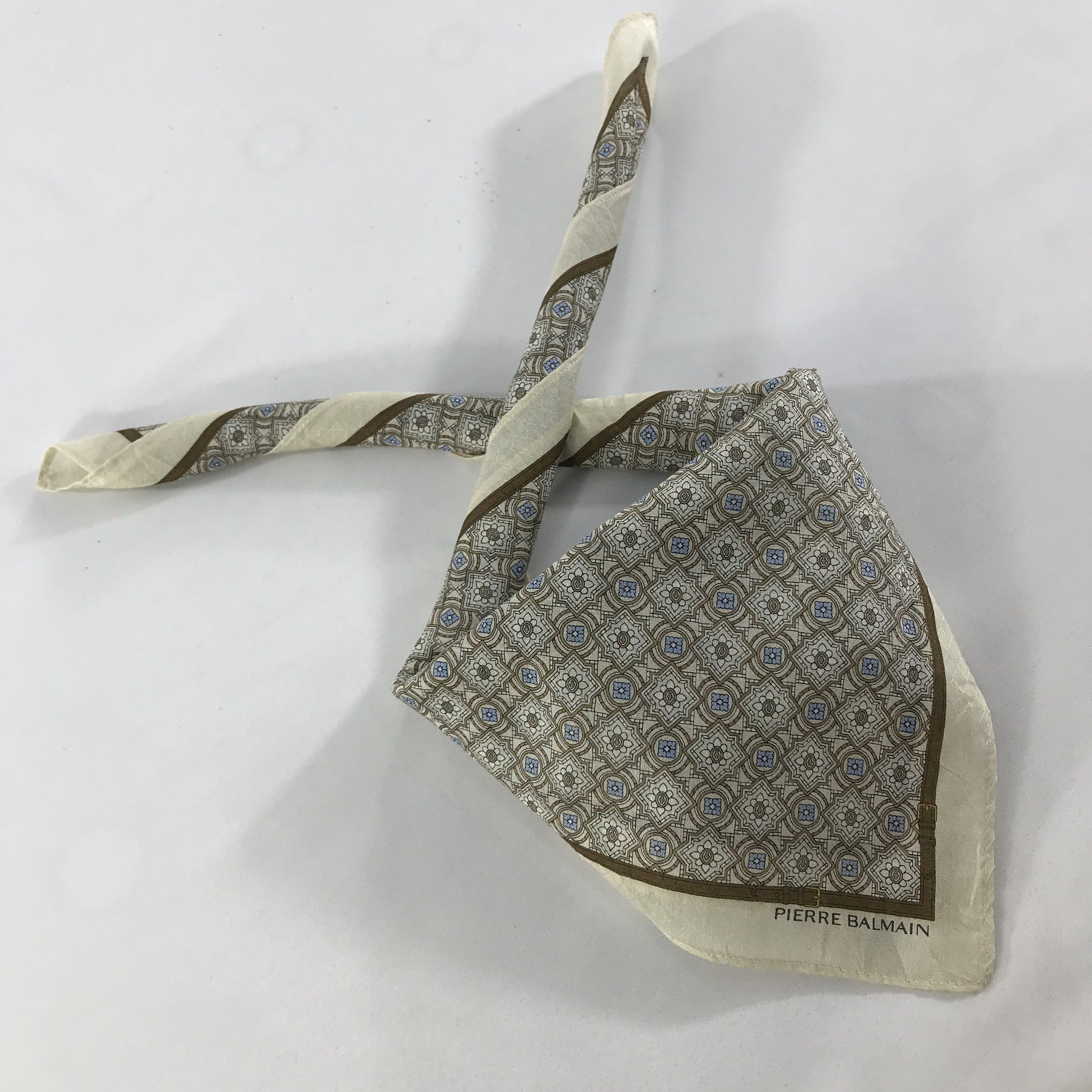 Pierre Balmain × Vintage Pierre Balmain Bandana / Handkerchief / Neckerchief - S1515 Size ONE SIZE - 4 Thumbnail