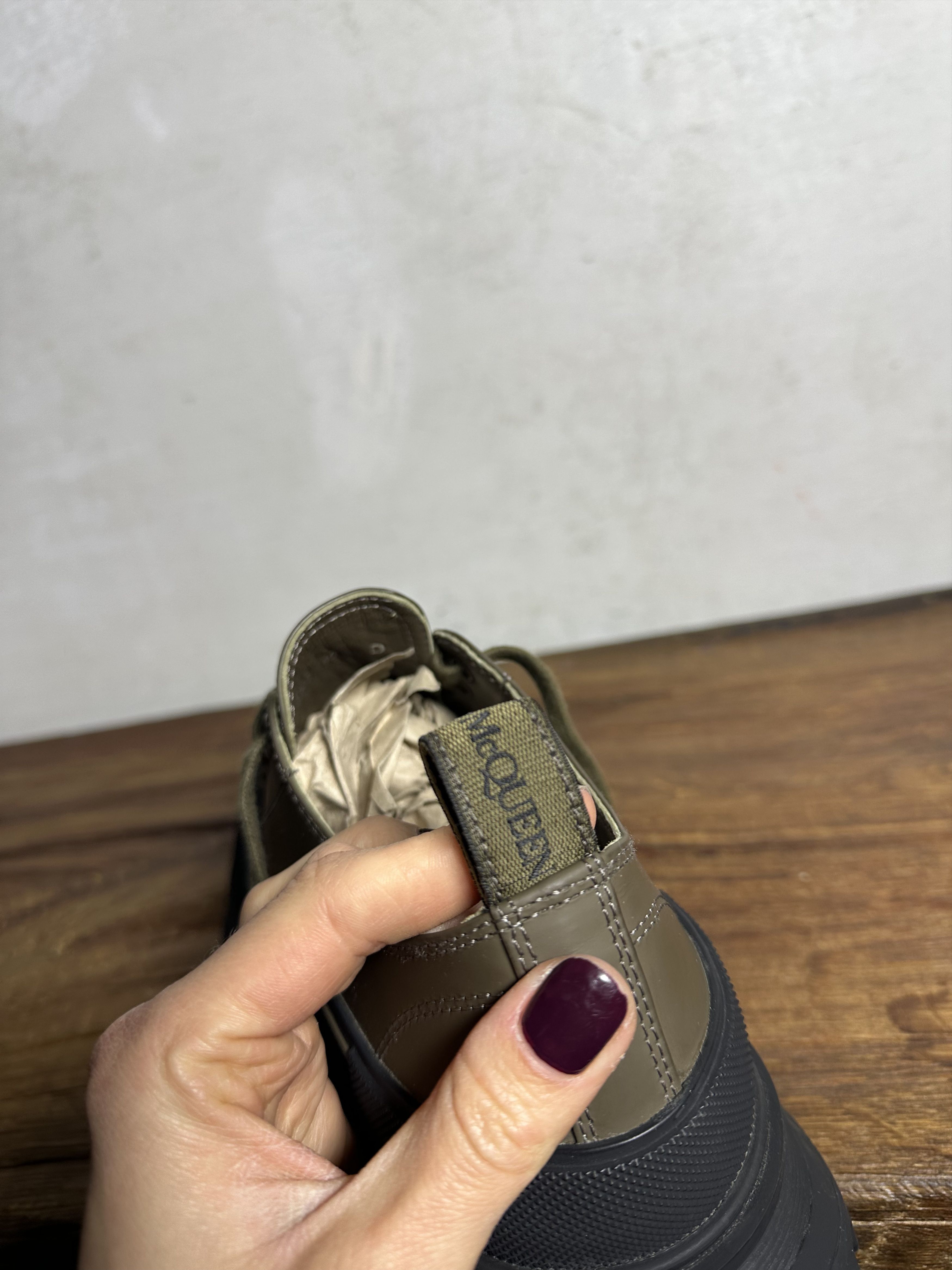 Alexander McQueen ALEXANDER MCQUEEN Khaki Tread Slick Low Sneakers Size US 10 / IT 40 - 12 Thumbnail