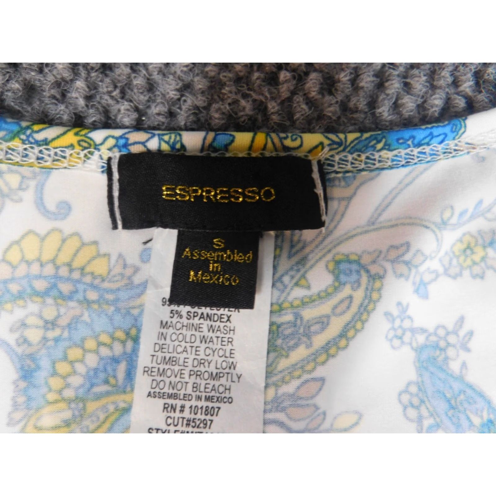 Vintage Espresso Blouse Womens Small Green floral pullover Size S / US 4 / IT 40 - 5 Thumbnail