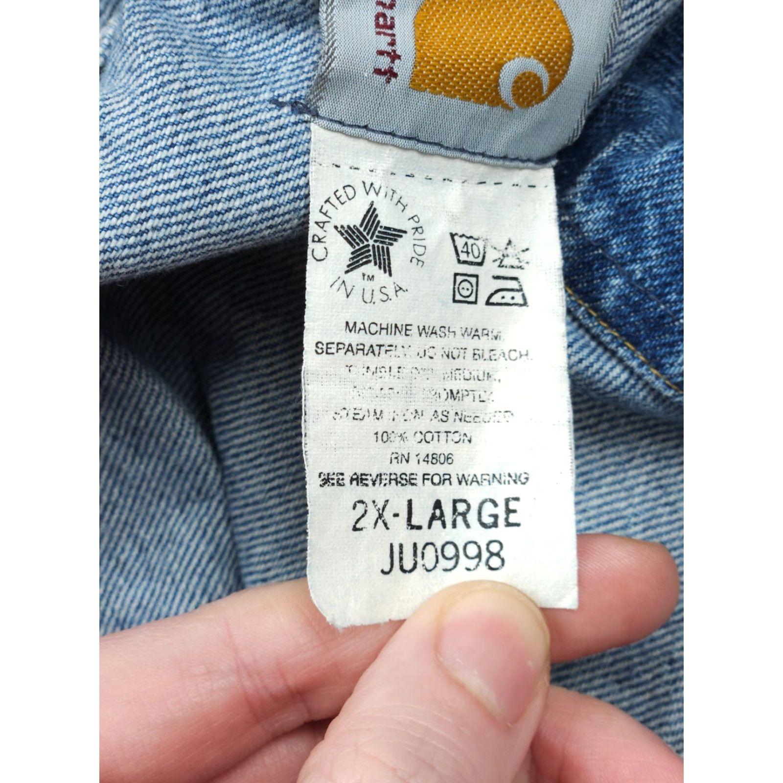 Carhartt **VINTAGE CARHARTT MEN'S 2XL BLUE CUTOFF WORKJACKET** User: Vintage Carhartt Men's 2XL Blue Cutoff Workjacket Made USA JU0998 Button Size US XXL / EU 58 / 5 - 7 Thumbnail