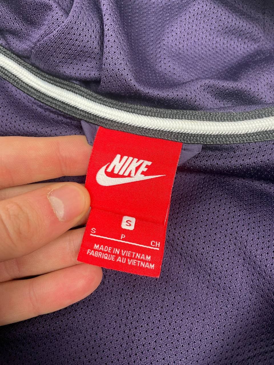 Nike Nike Tottenham Hotspur Windrunner 2017 2018 Soccer Jacket Size US S / EU 44-46 / 1 - 10 Thumbnail