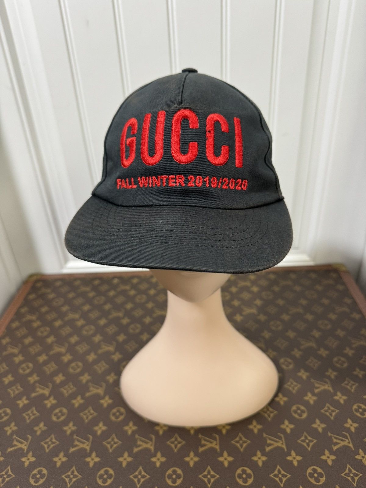 Gucci Gucci FW19/20 Embroidered Logo Hat – Black/Red Size ONE SIZE - 1 Thumbnail