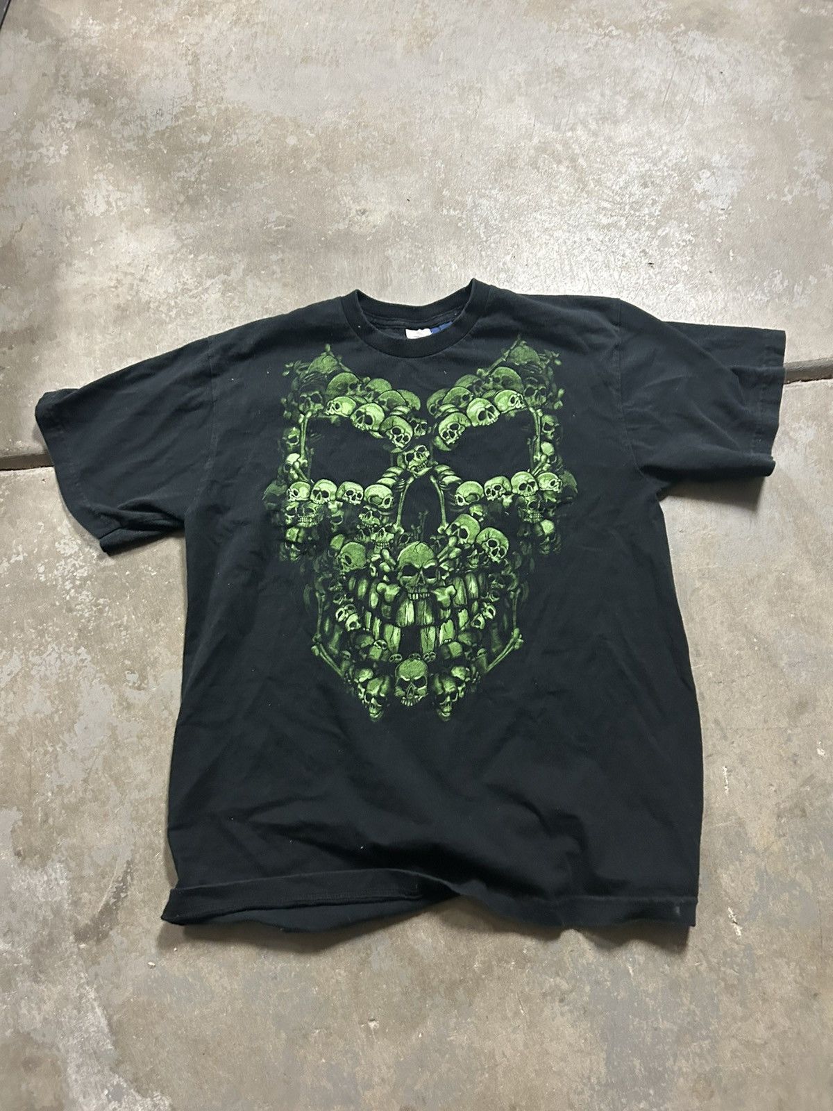 Japanese Brand × Vintage Vintage Green Skulls Tee Size US L / EU 52-54 / 3 - 1 Thumbnail