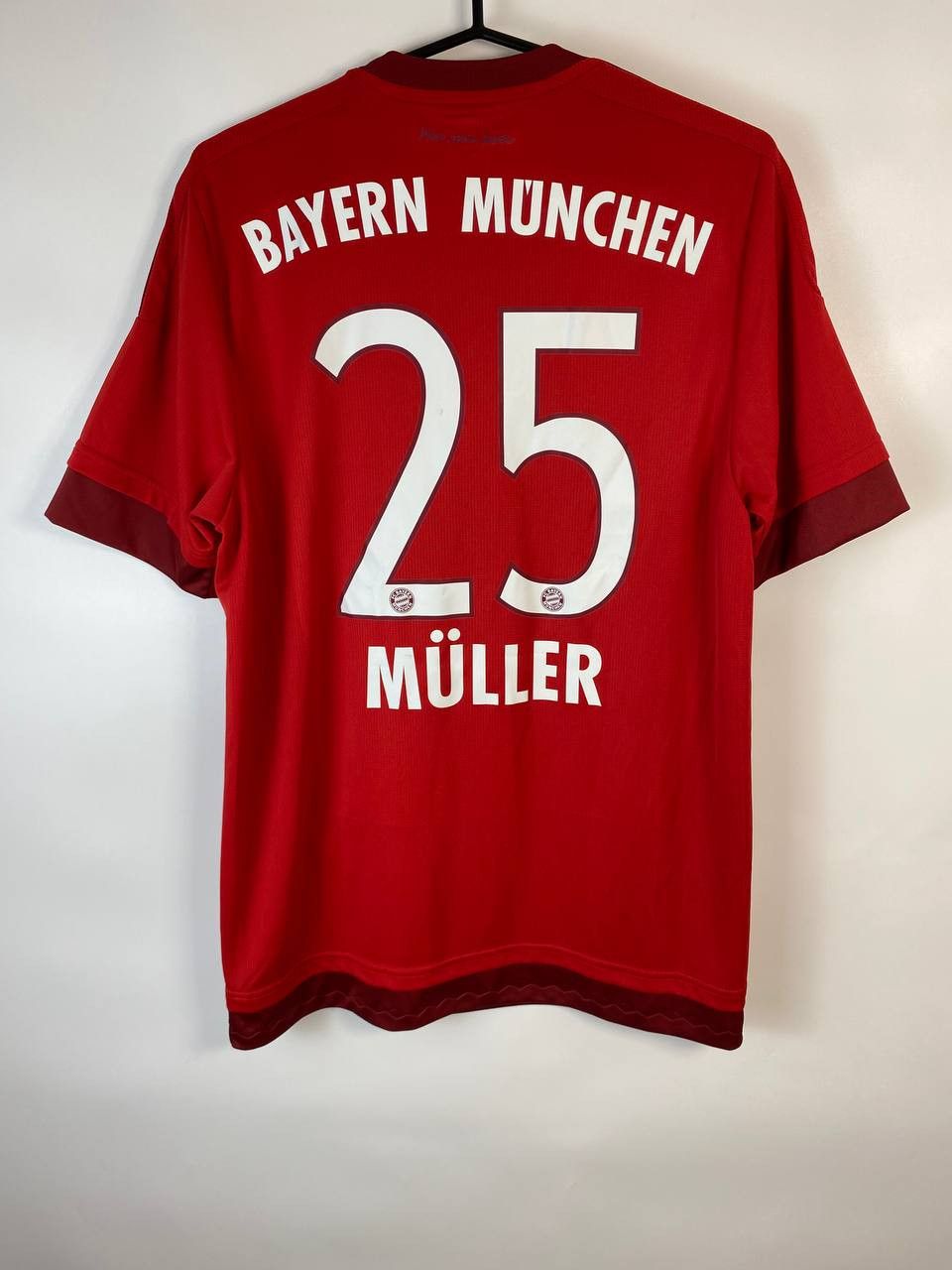 Adidas BAYERN MUNICH 20/21 HOME FOOTBALL SHIRT #25 MULLER Size US M / EU 48-50 / 2 - 5 Thumbnail