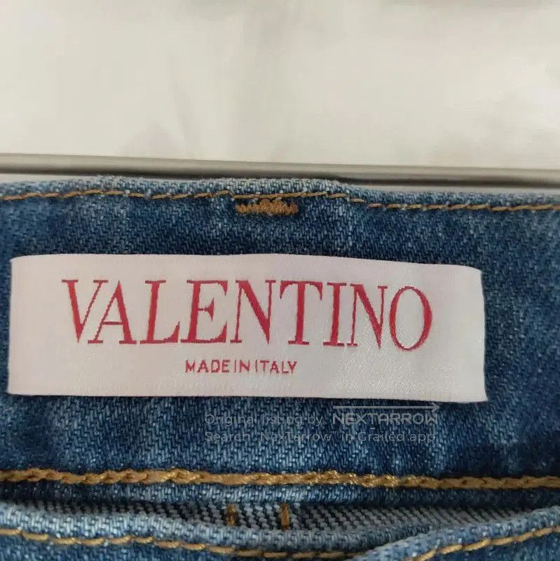 Other Valentino Denim Pants in Deep Blue for Women . Size 28" / US 6 / IT 42 - 4 Thumbnail