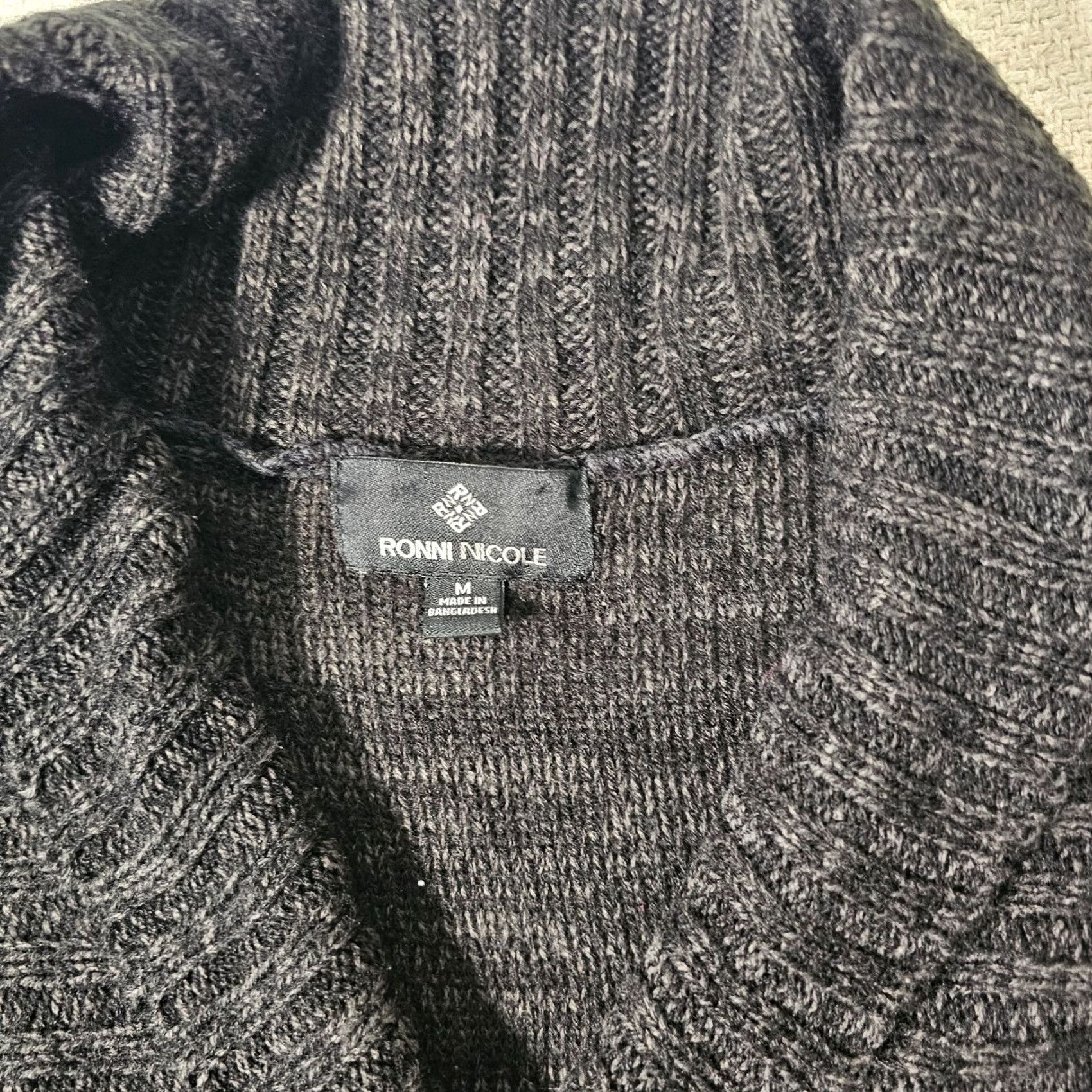 Vintage Ronni Nicole Short Sleeve V Neck Sweater Dress Size Medium Black Knit Dress Womens Size M / US 6-8 / IT 42-44 - 7 Thumbnail