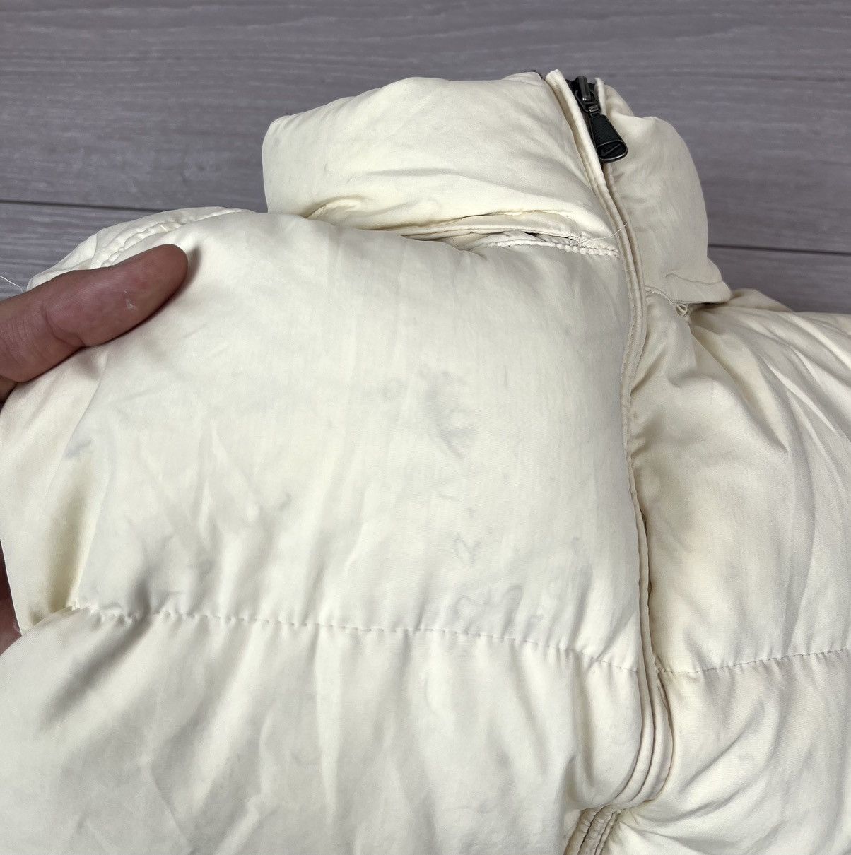 Nike Nike Vintage 00s Beige Puffer Down Vest Jacket Size US S / EU 44-46 / 1 - 7 Thumbnail