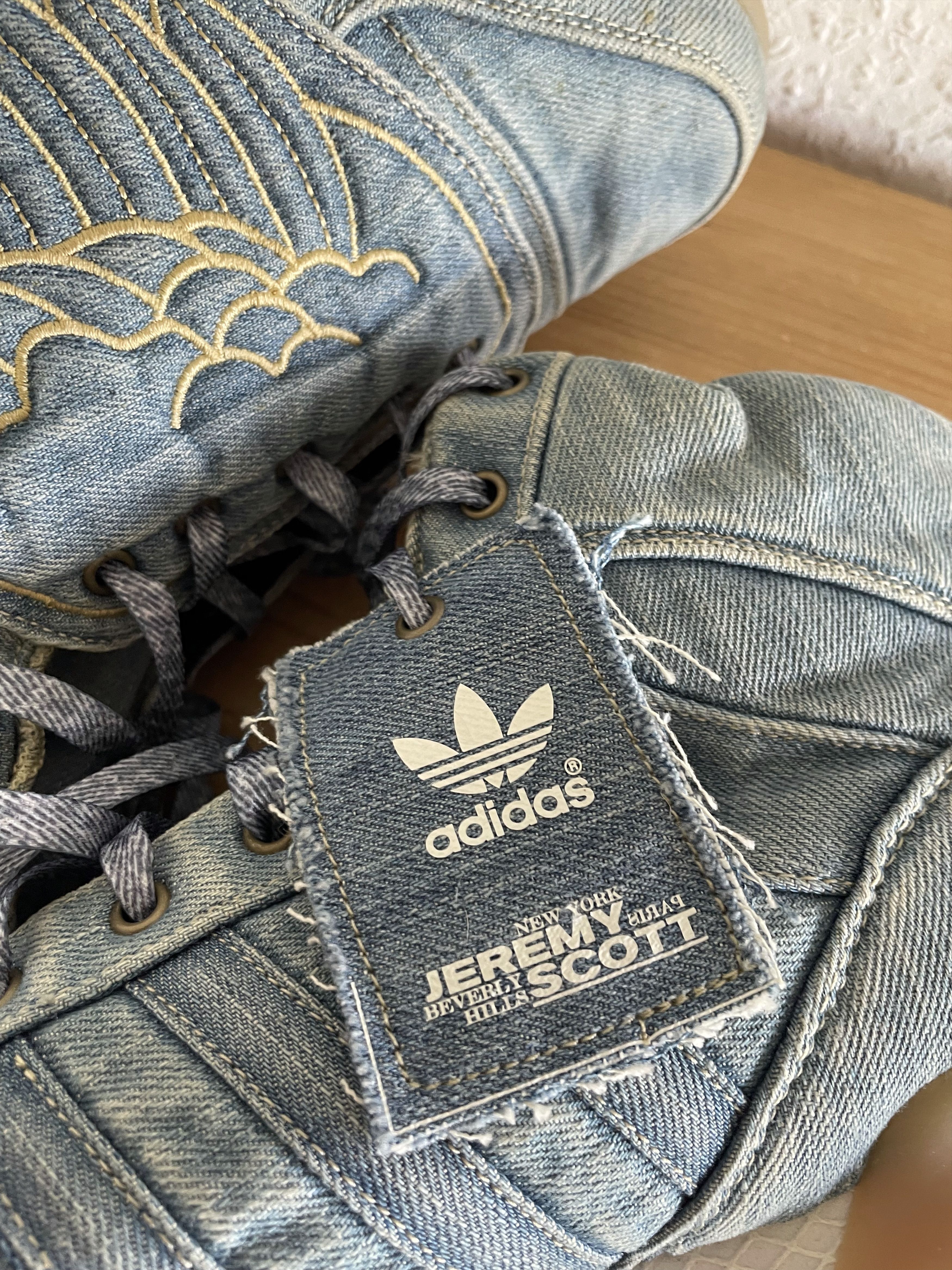 Adidas × Jeremy Scott JS Denim Wings Sneakers Size US 12.5 / EU 45-46 - 11 Thumbnail