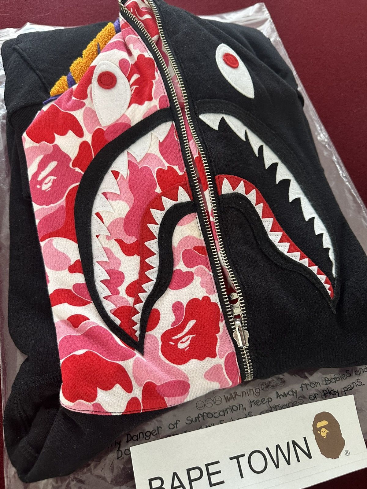 Bape ABC CAMO REVERSIBLE SHARK FULL ZIP HOODIE (BLACK/PINK) Size US XXL / EU 58 / 5 - 2 Thumbnail