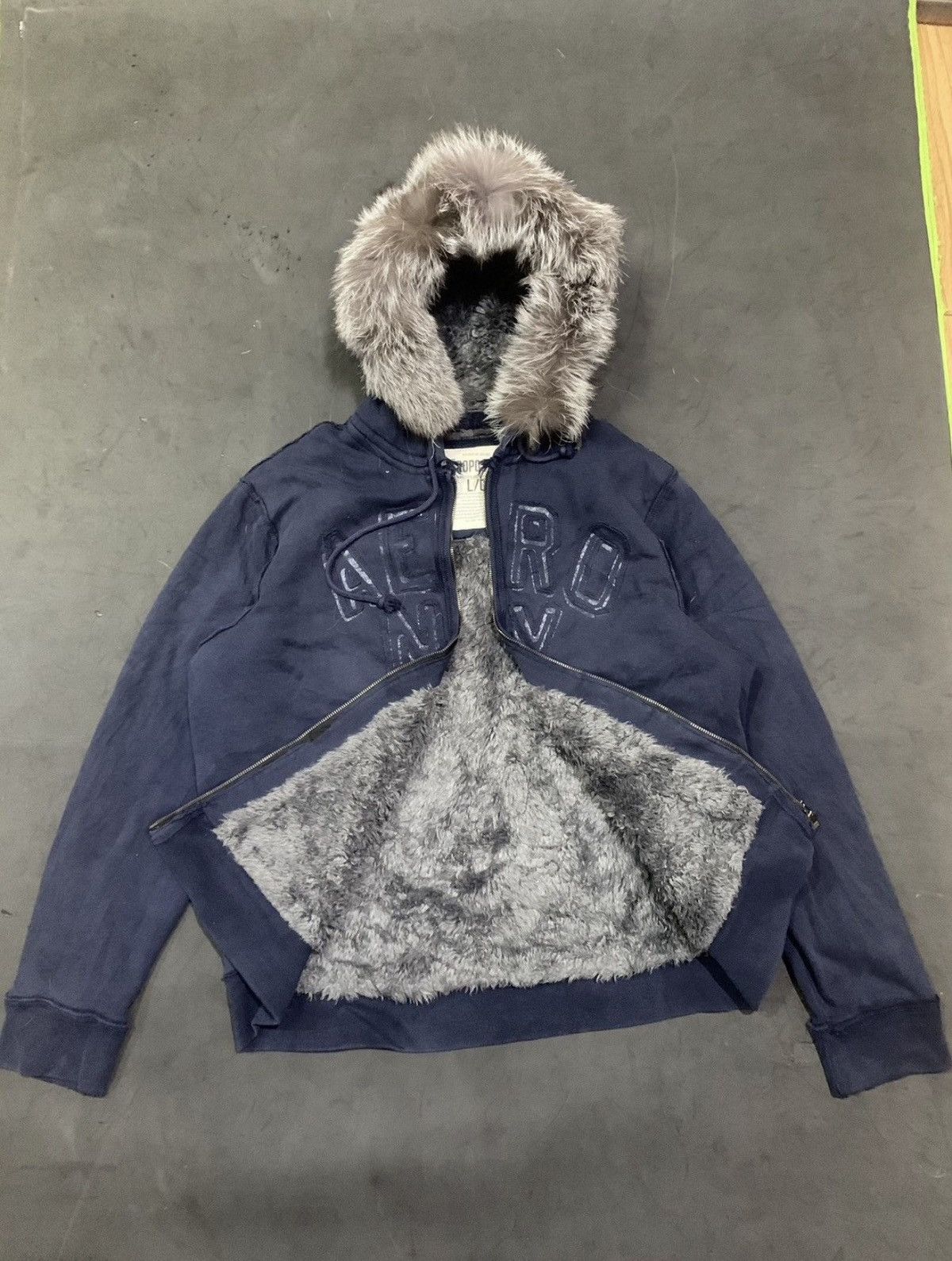 Aeropostale Aeropostale faux fur hoodie style Ifsixwasnine lgb Size US L / EU 52-54 / 3 - 1 Thumbnail