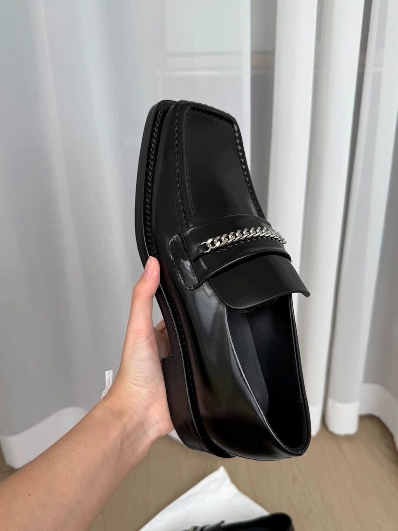 Martine Rose Martine Rose Unisex square headed leather chain loafers Size US 9 / EU 42 - 2 Thumbnail