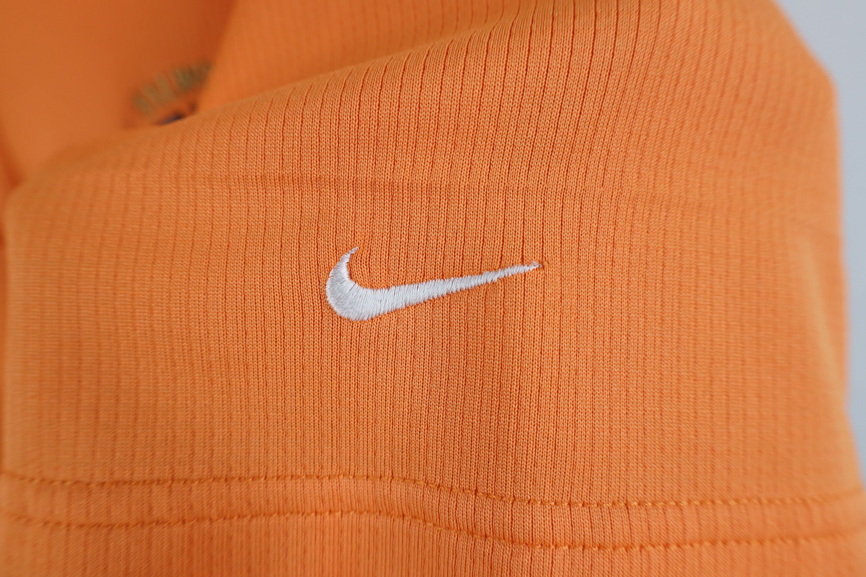 Nike Vintage Nike Golf Highland Knit Golf Polo Shirt Orange Size US L / EU 52-54 / 3 - 4 Thumbnail