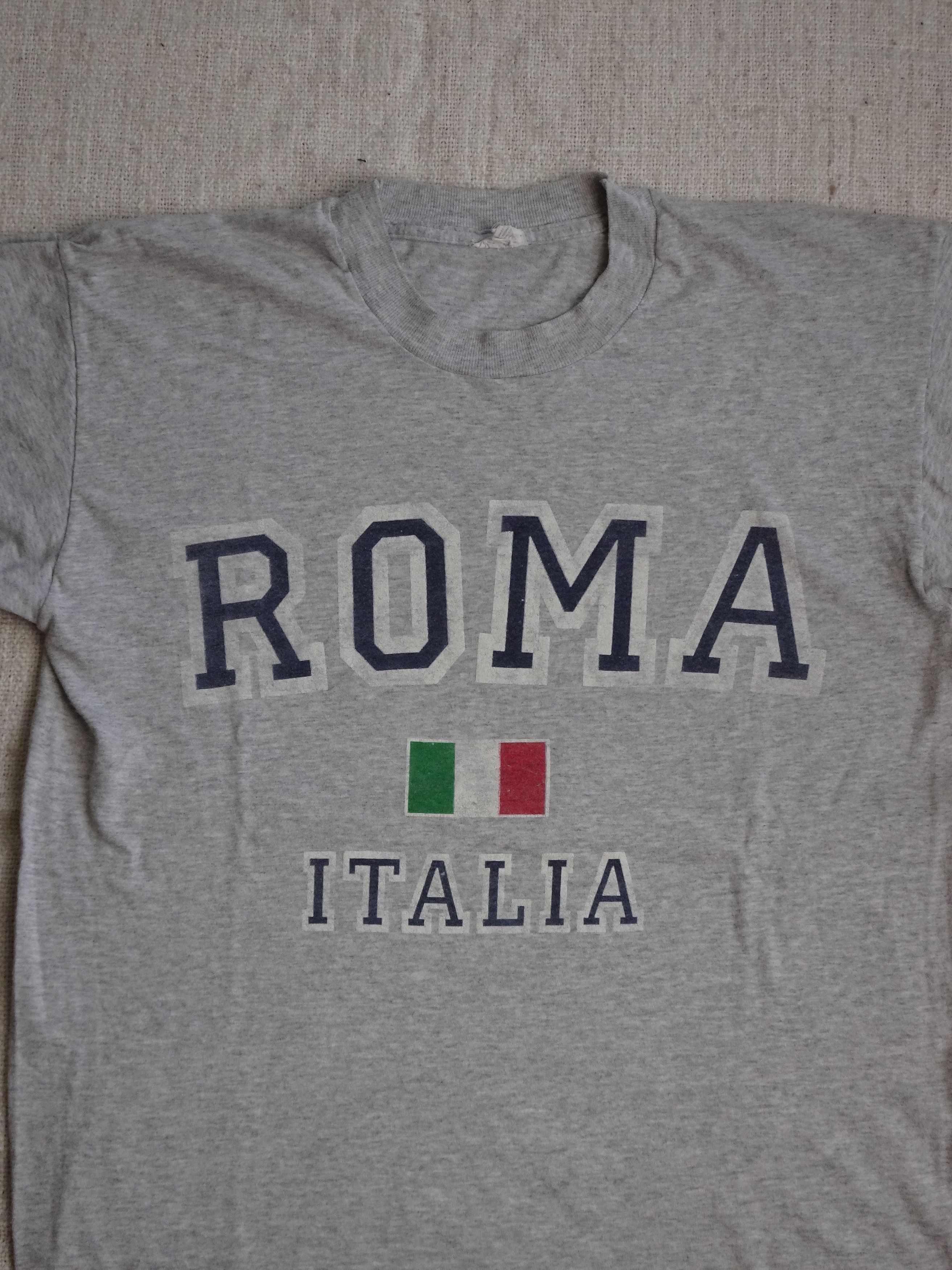 Vintage Vtg 90s Single Stitch Grey Roma Italia Graphic Tee Size US M / EU 48-50 / 2 - 3 Thumbnail