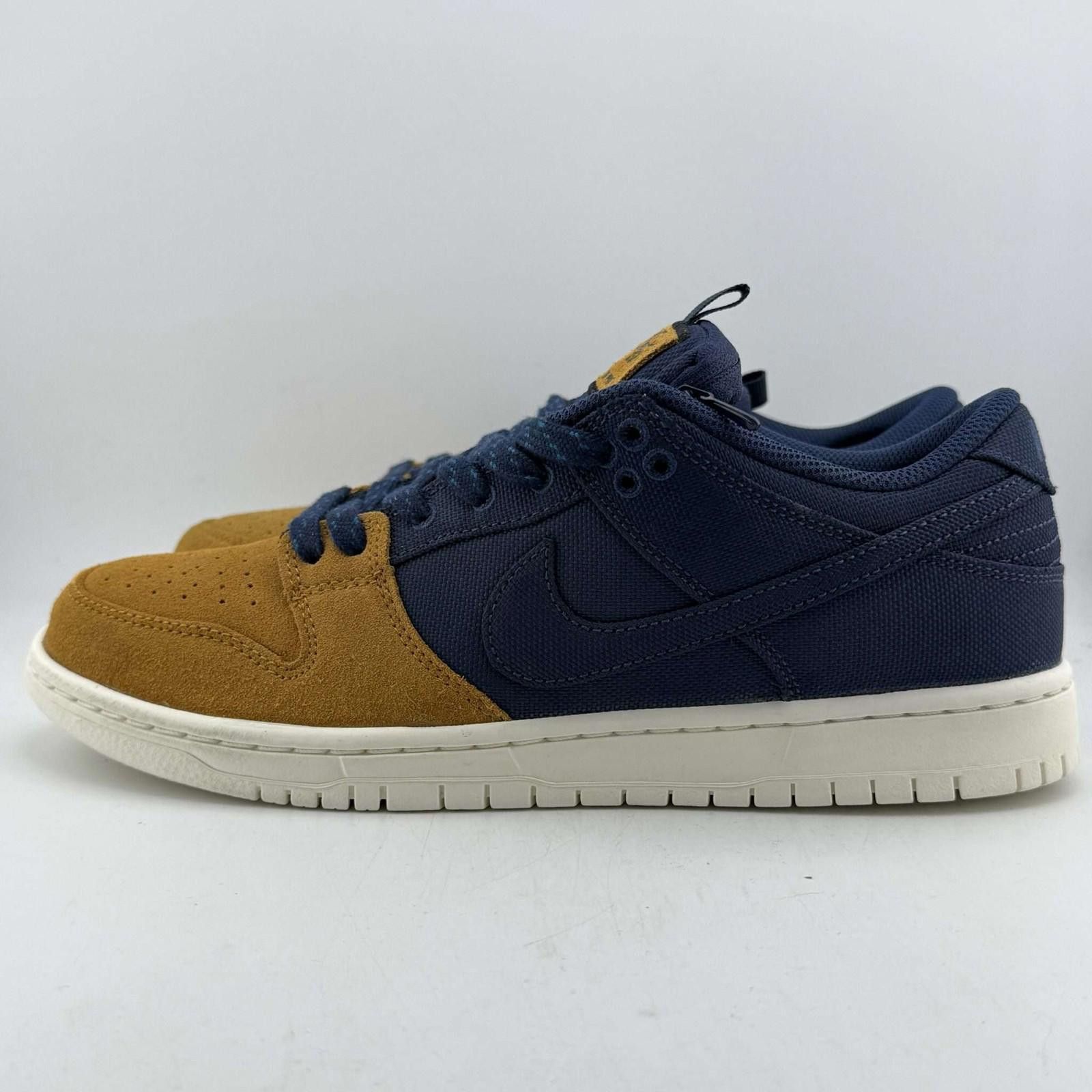 Nike Nike SB Dunk Low Pro Backpack US 8 New with Box DX6775-400 Size US 8 / EU 41 - 2 Thumbnail
