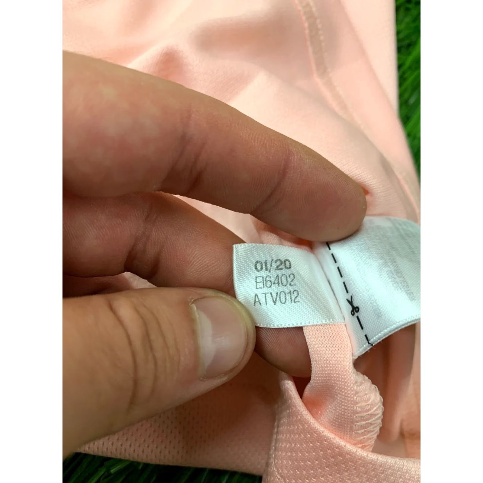 Adidas ADIDAS PERFORMANCE POLO SHIRT XL Men Football Short Sleeve Peach 2020 Adidas Performance Polo Shirt XL Men Football Peach 2020 Size US XL / EU 56 / 4 - 6 Thumbnail
