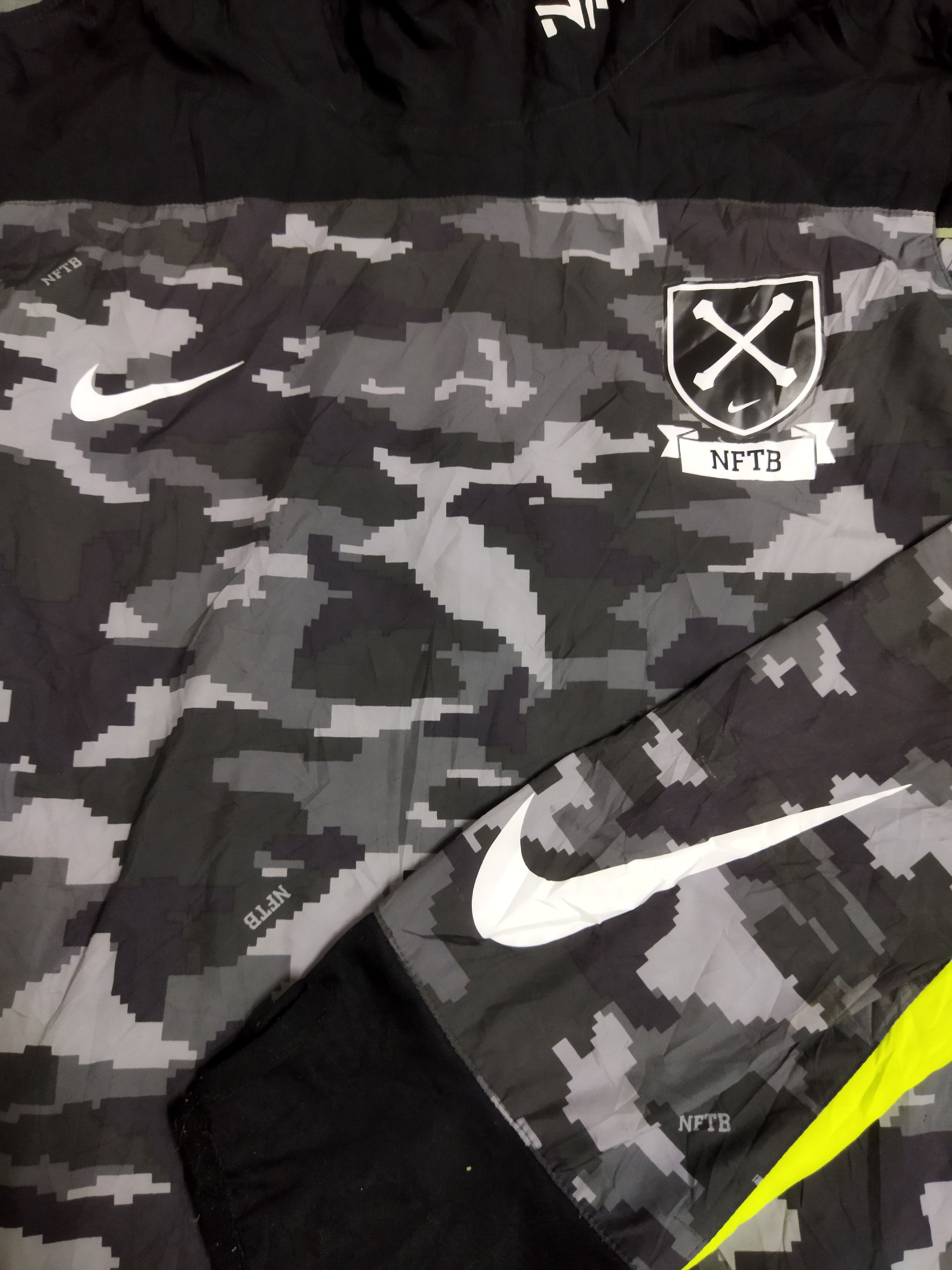 Nike Nike NFTB Camo Sweatshirt Size US L / EU 52-54 / 3 - 3 Thumbnail