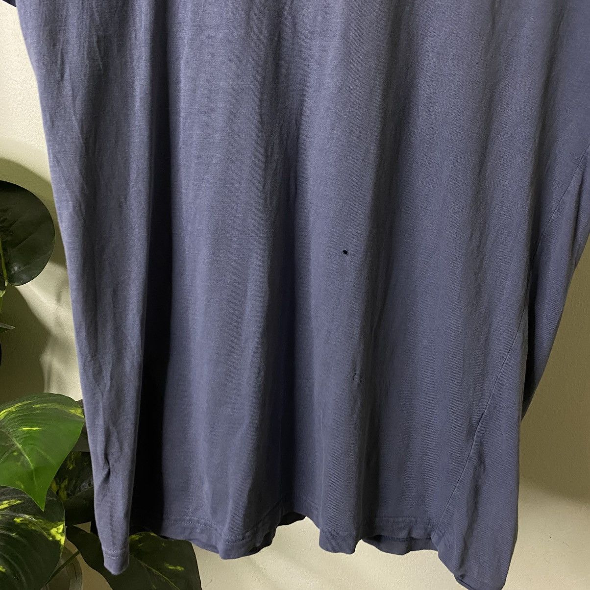 Body Glove Vintage 2000s Body Glove Surfboards Faded Surfing Tee Size US M / EU 48-50 / 2 - 10 Thumbnail