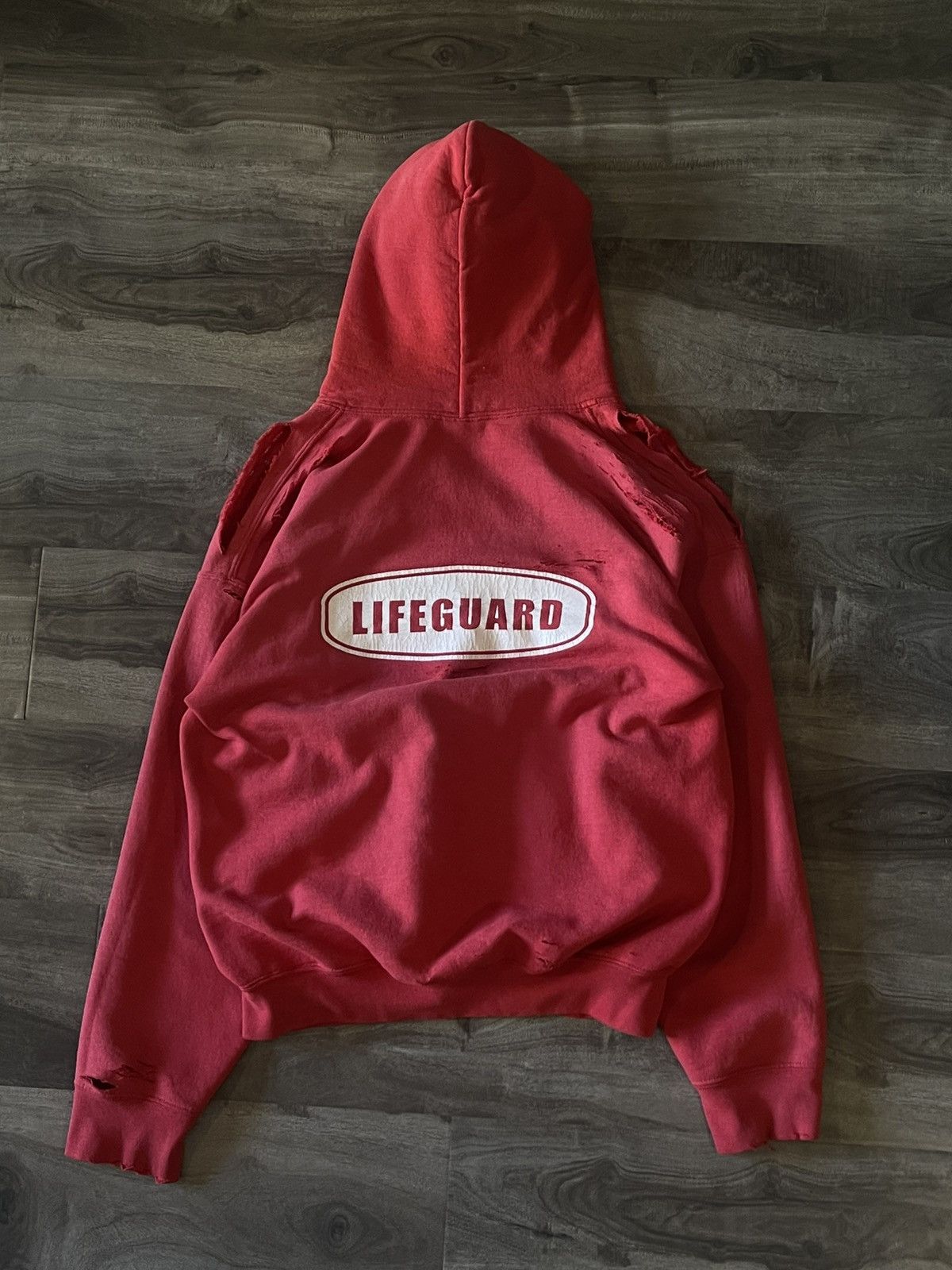 Vintage Vintage LifeGuard Thrashed Hoodie Size US M / EU 48-50 / 2 - 2 Thumbnail