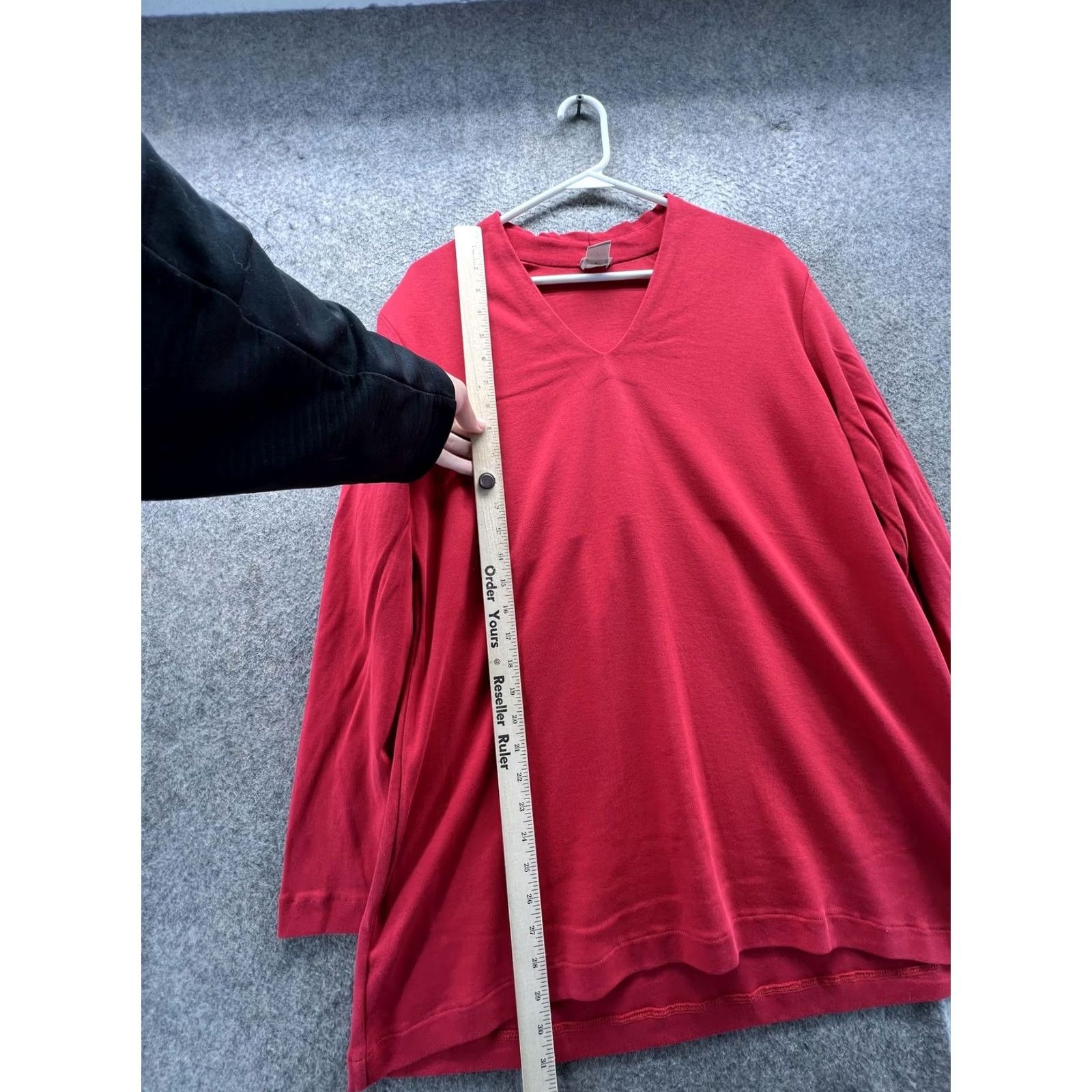 Vintage Chico's Shirt Womens Large Red V Neck Long Sleeve Jersey Top Relaxed Fit Size L / US 10 / IT 46 - 3 Thumbnail