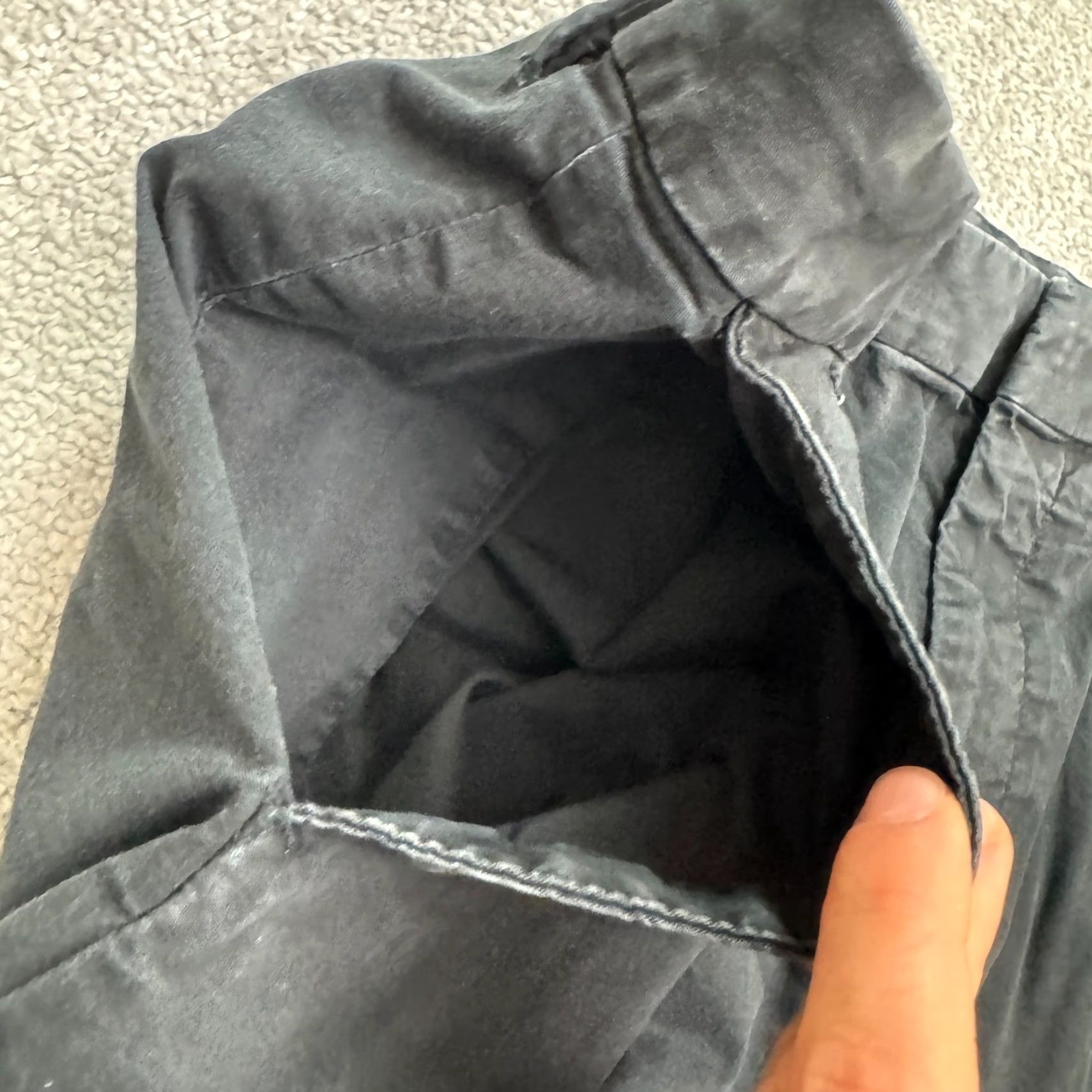 Hugo Boss Hugo Boss Pants Mens 36 Regular Chino Straight Leg Flat Front Black Cotton Blend Size US 36 / EU 52 - 6 Thumbnail
