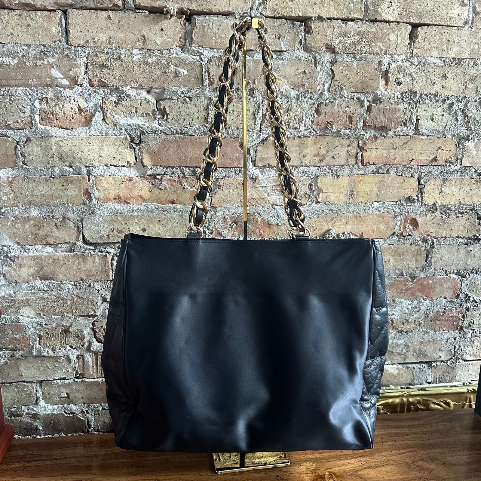 Moschino Vintage Moschino Cheap & Chic Nylon Leather Tote Chain Bag Size ONE SIZE - 3 Thumbnail