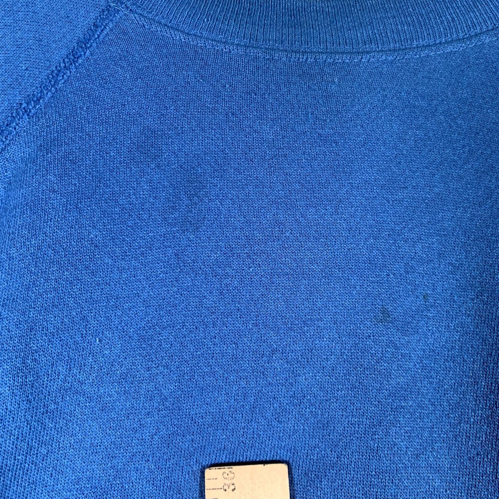 Vintage VINTAGE 20 20 Sweatshirt Mens Large Blue Crewneck Pullover Raglan 50/50 Acrylic Size US L / EU 52-54 / 3 - 4 Thumbnail