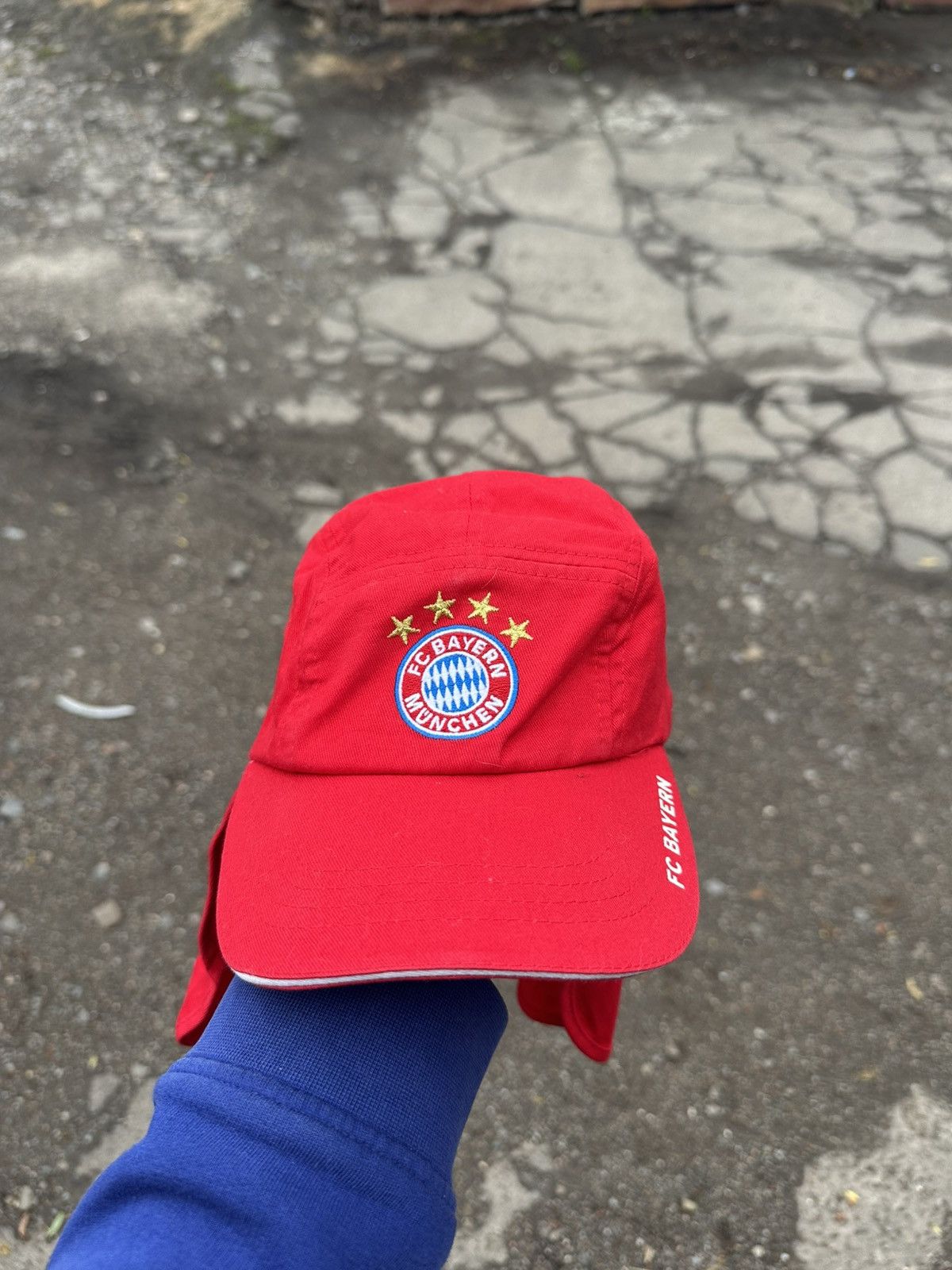 Adidas FC Bayern Munchen Legionnaire Cap Y2K Drill Soccer Jersey Size ONE SIZE - 1 Thumbnail