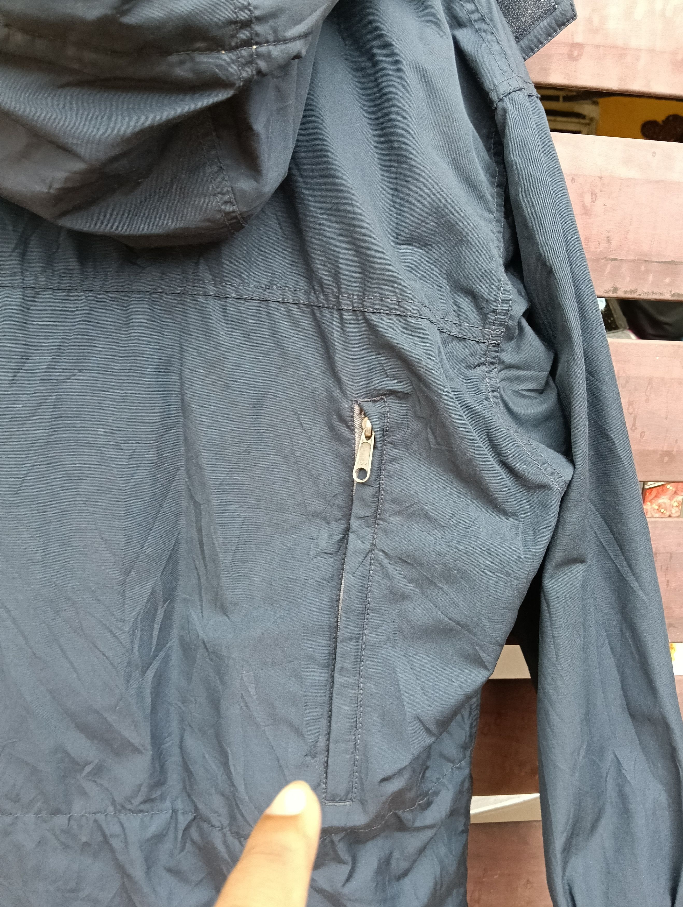 The North Face VINTAGE THE NORTH FACE HOODIE JACKET. Size US M / EU 48-50 / 2 - 6 Thumbnail