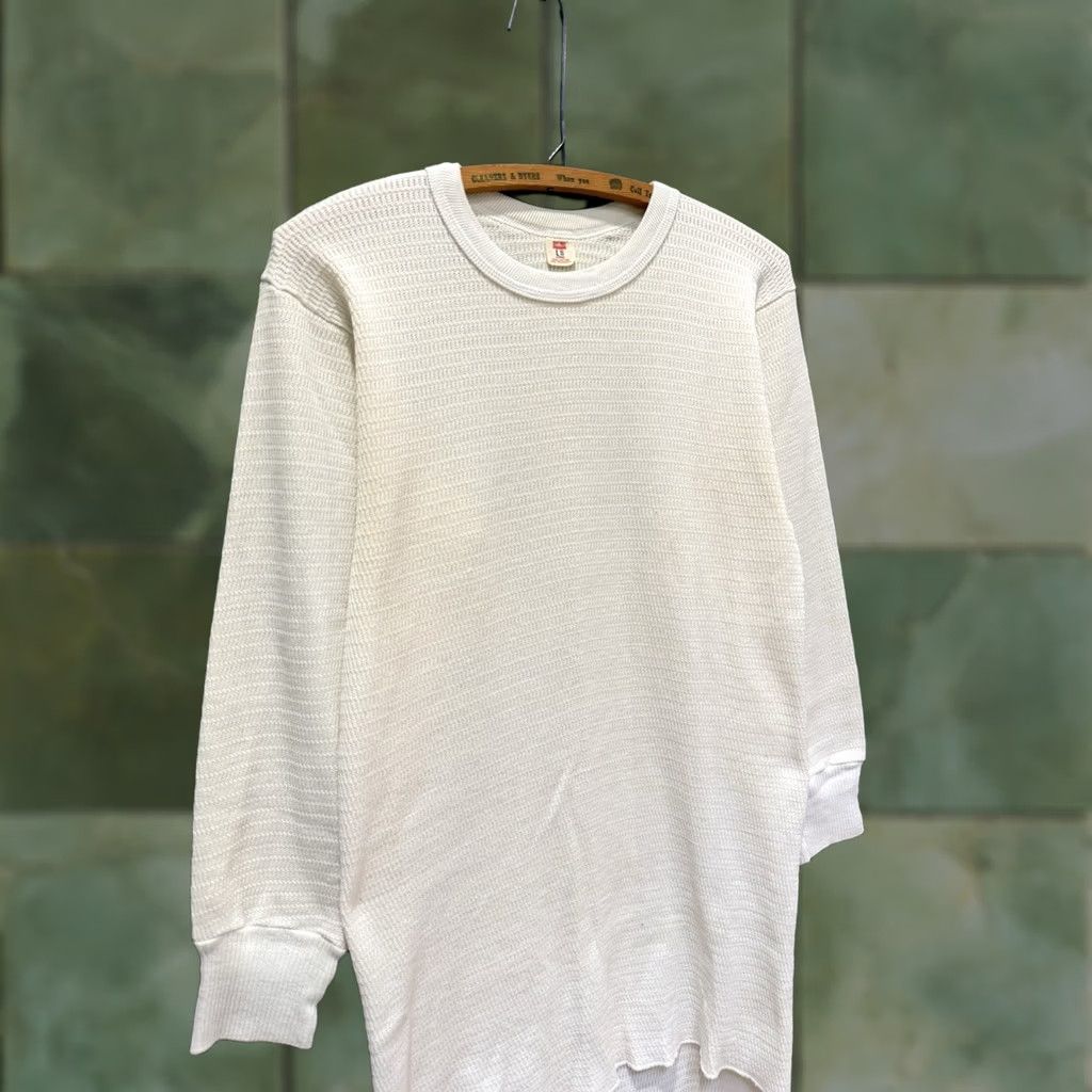 Hanes VINTAGE Hanes White Cotton Waffle Thermal Long Sleeve Shirt Large 70s Mens L Warm Cotton 70s Hanes Shirt Mens Size US L / EU 52-54 / 3 - 1 Thumbnail
