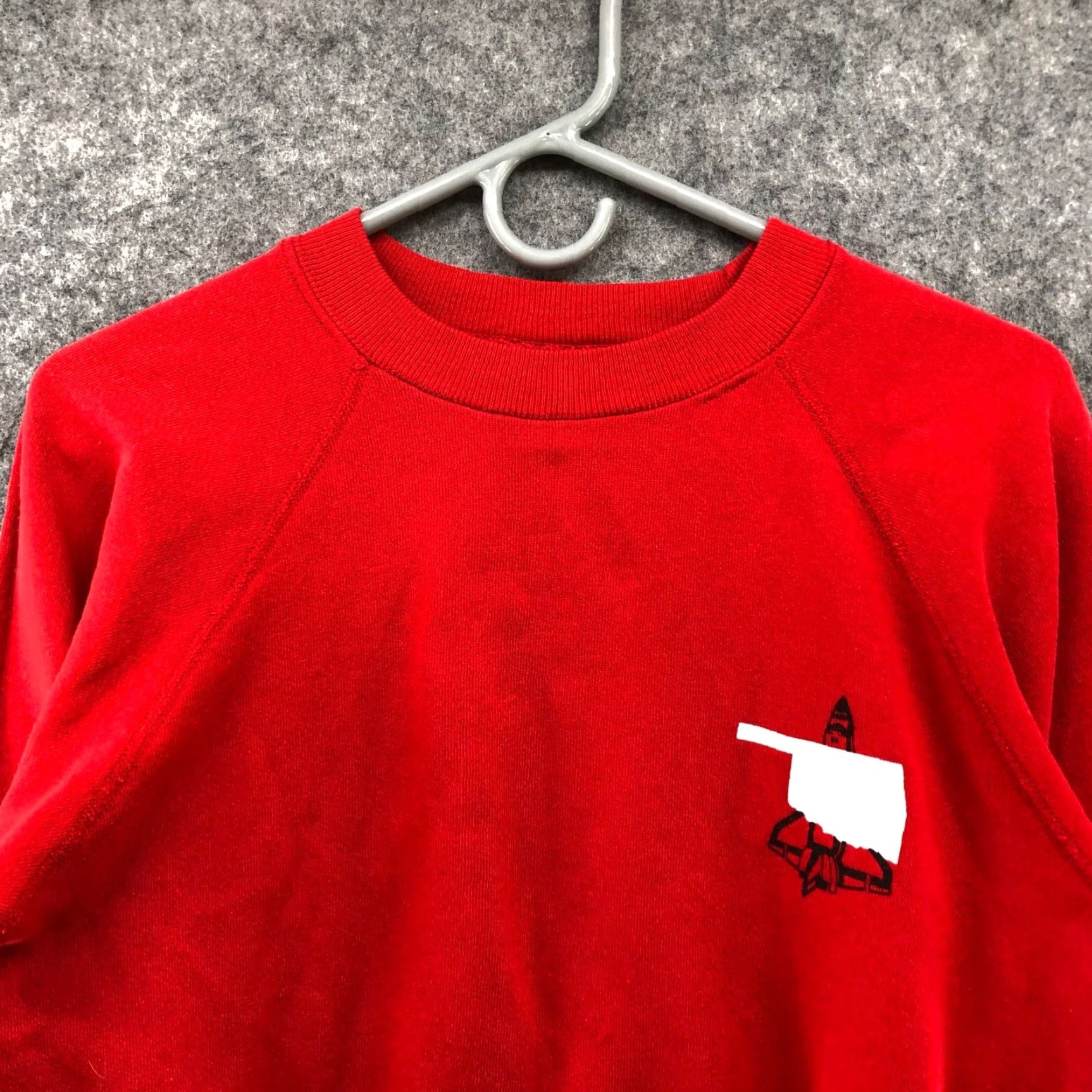Hanes VTG Hanes Red Crewneck Pullover Sweatshirt Men Sz M Crew Neck Cotton Blend Logo Rocketeer Space Retro 90s Size US M / EU 48-50 / 2 - 3 Thumbnail