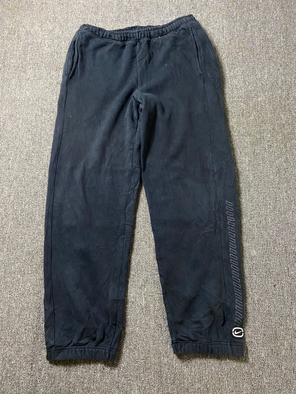Nike Nike Sweatpants with Side White Swoosh (180) Size US 34 / EU 50 - 1 Thumbnail